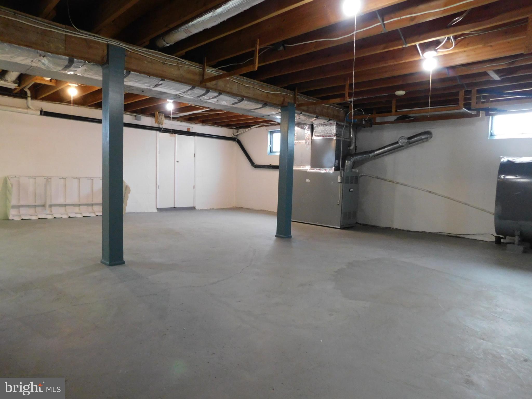 HAMILTON TWP - Residential Lease