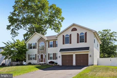 Homes For Sale - 861 Longwood Drive<br/> VINELAND, NJ 08361