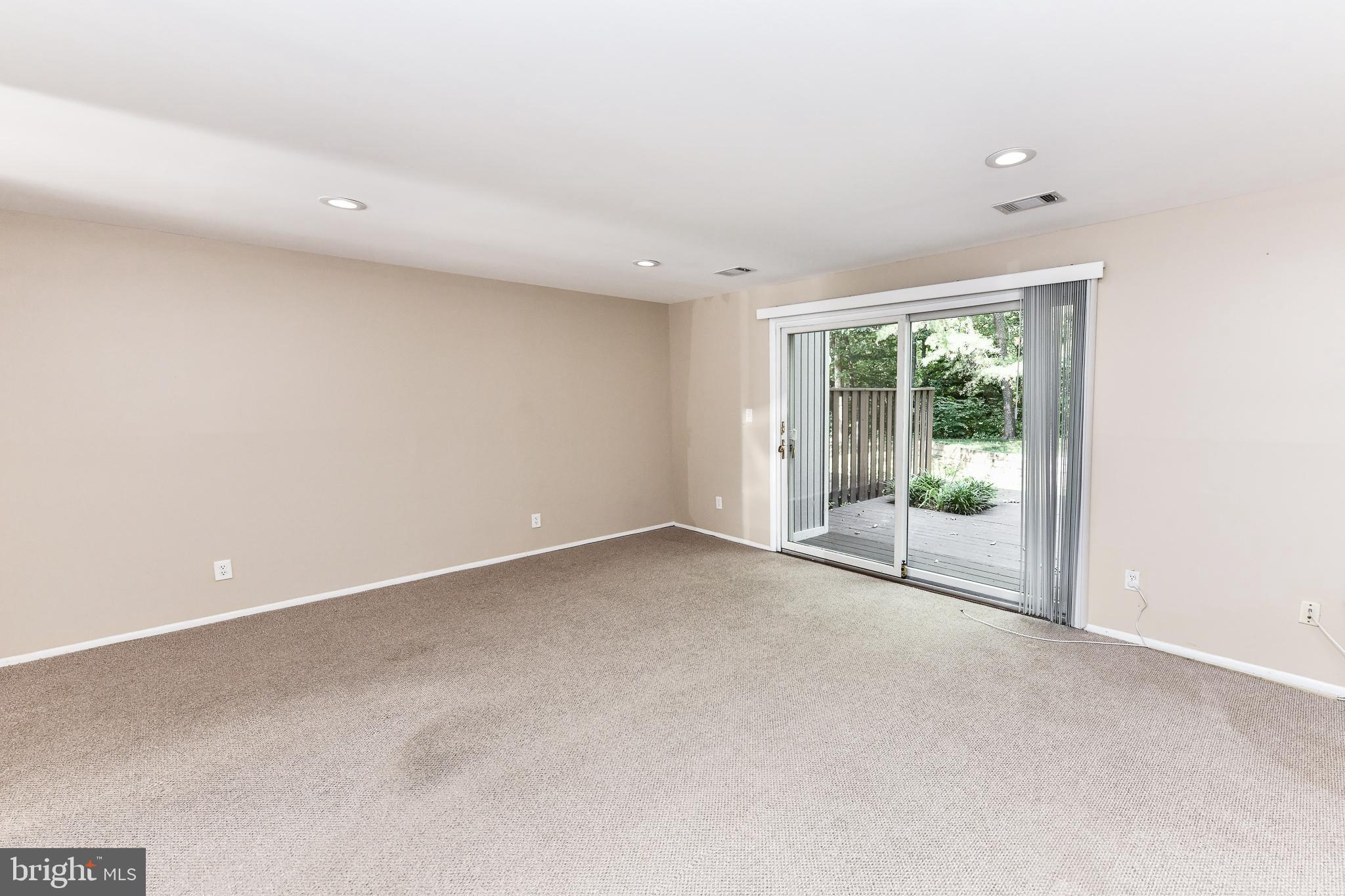 SAWYERS CLUSTER - Residential Lease