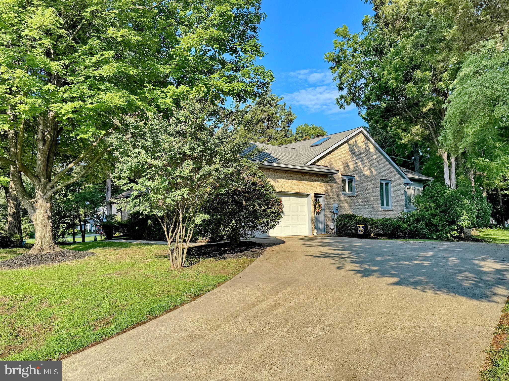 SWAN POINT - Residential