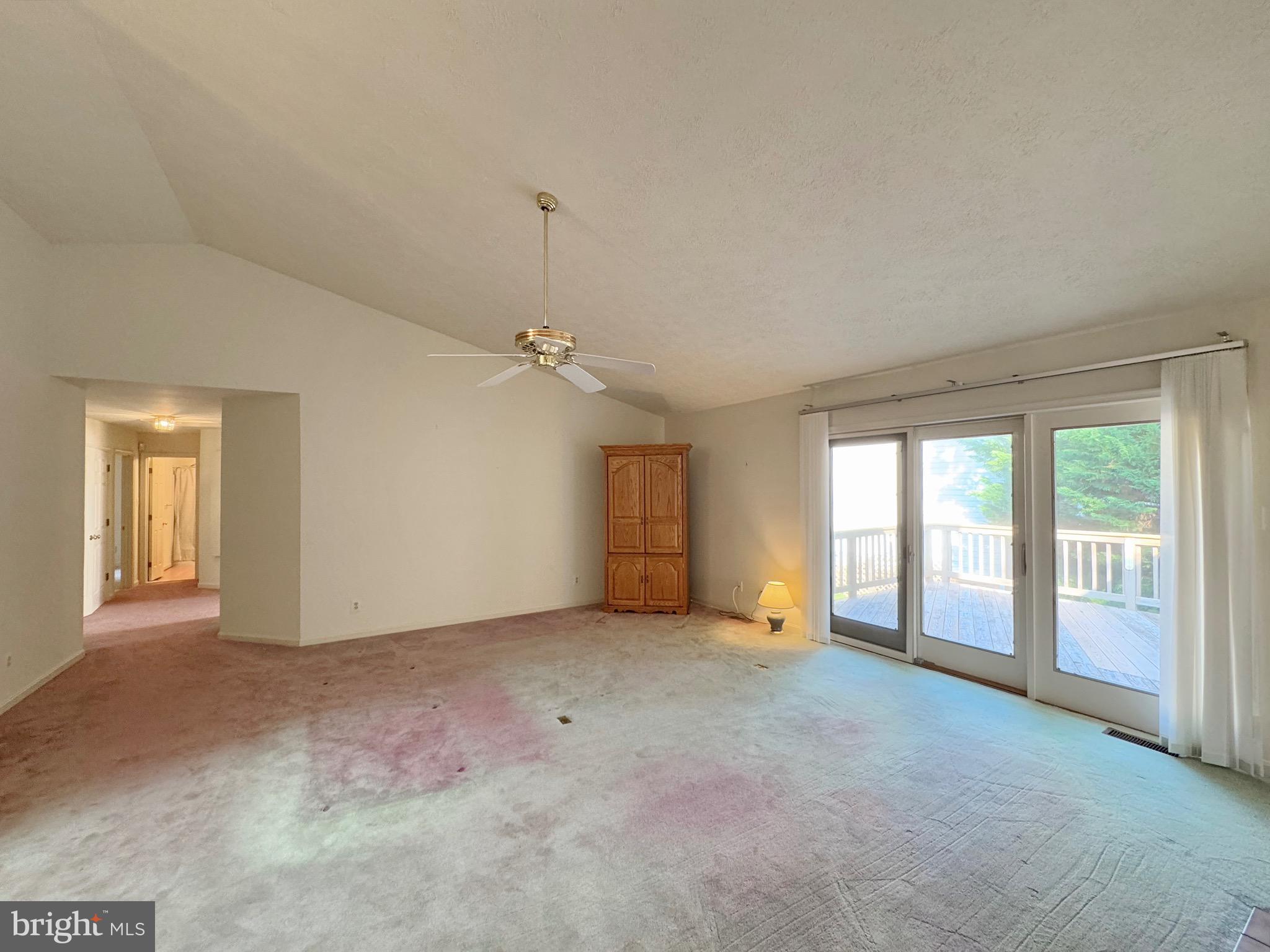 SWAN POINT - Residential