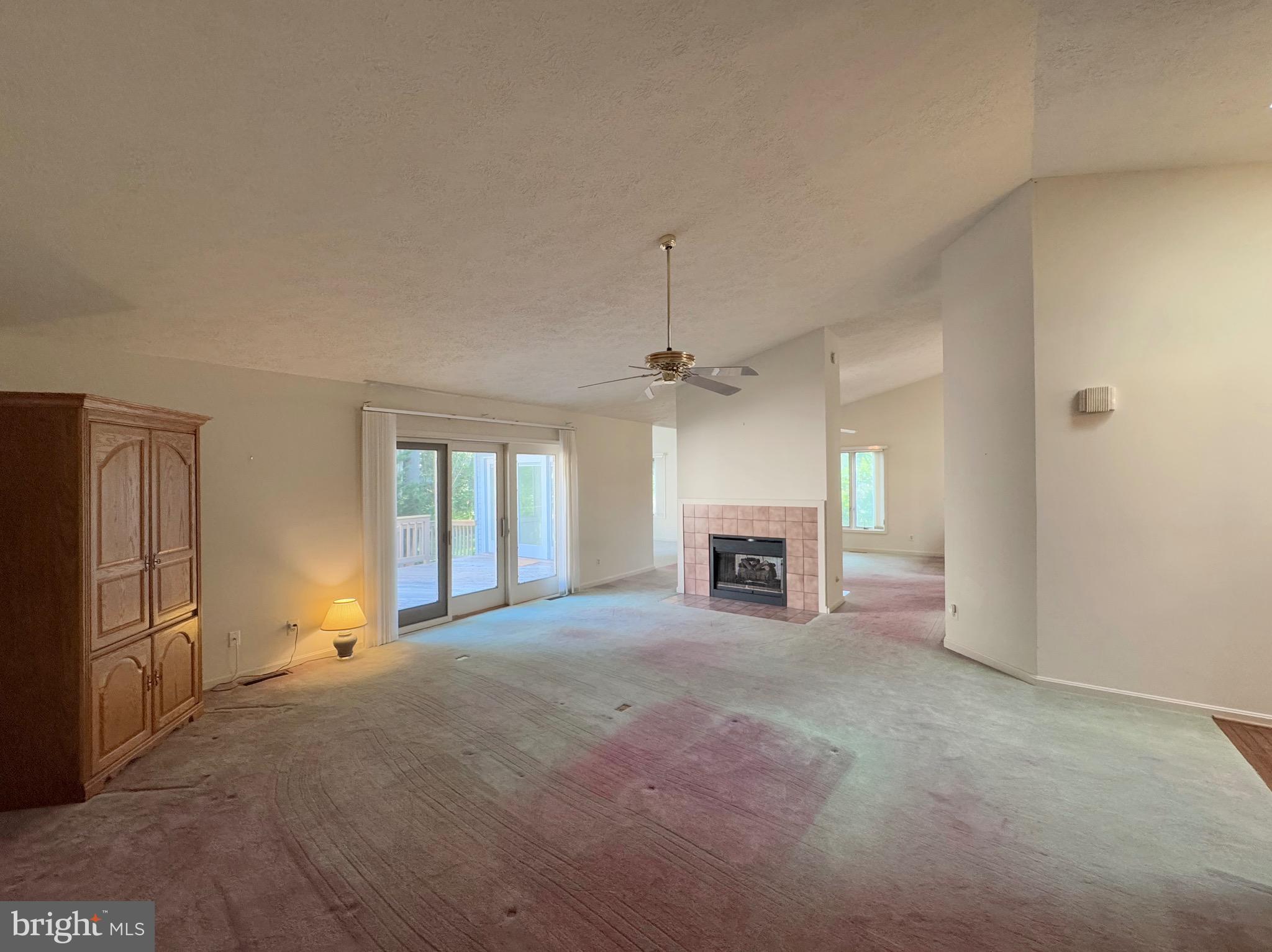 SWAN POINT - Residential