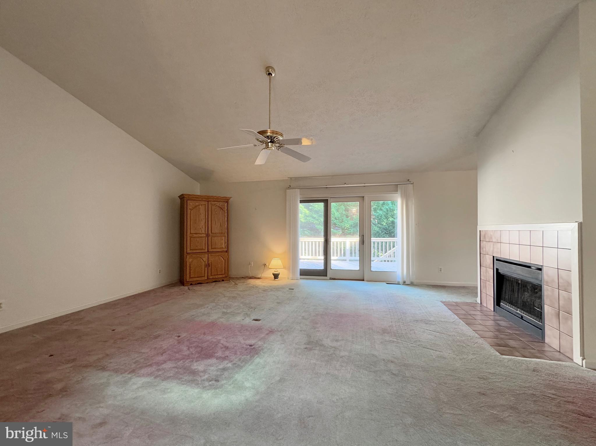 SWAN POINT - Residential