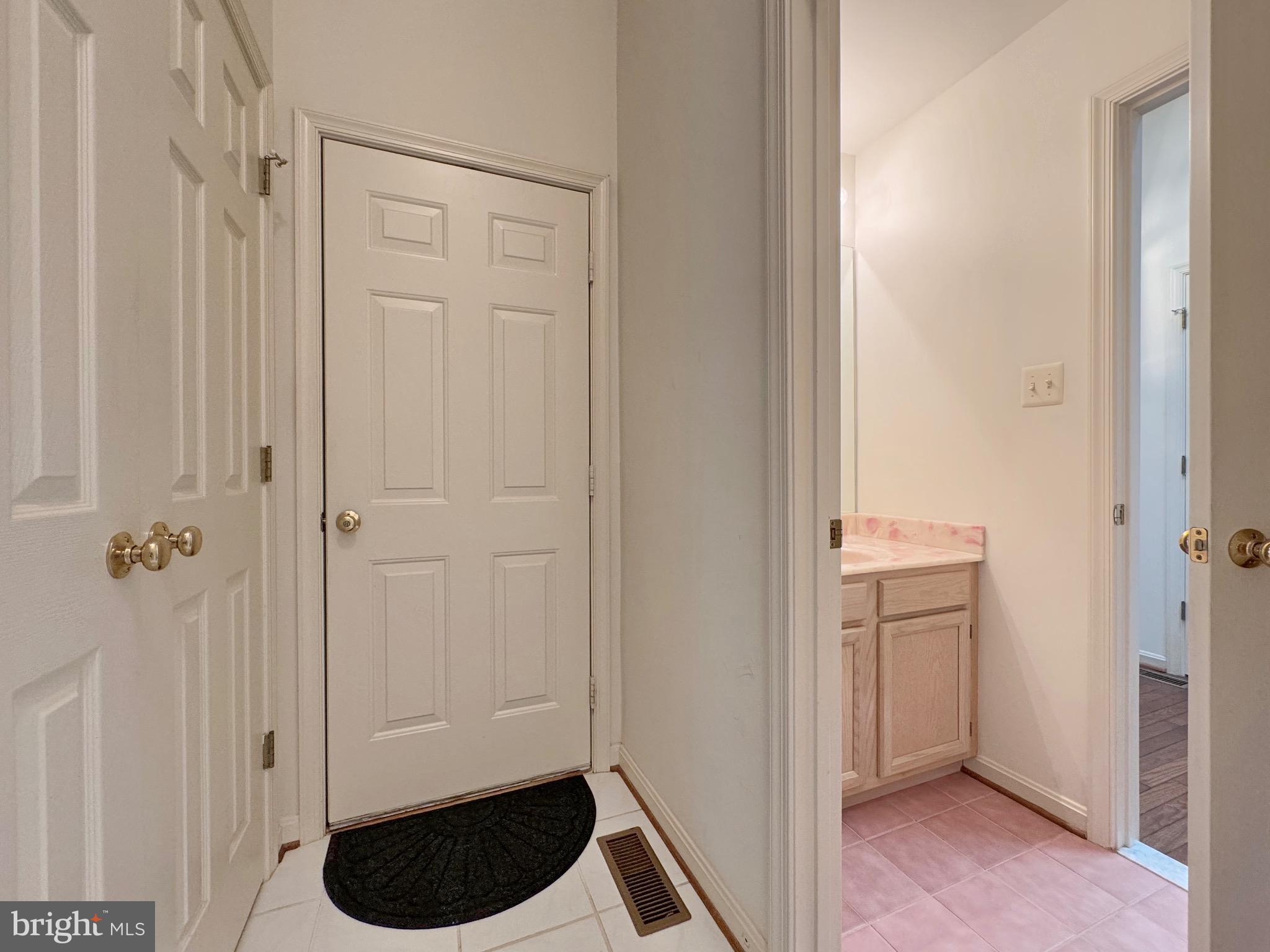 SWAN POINT - Residential