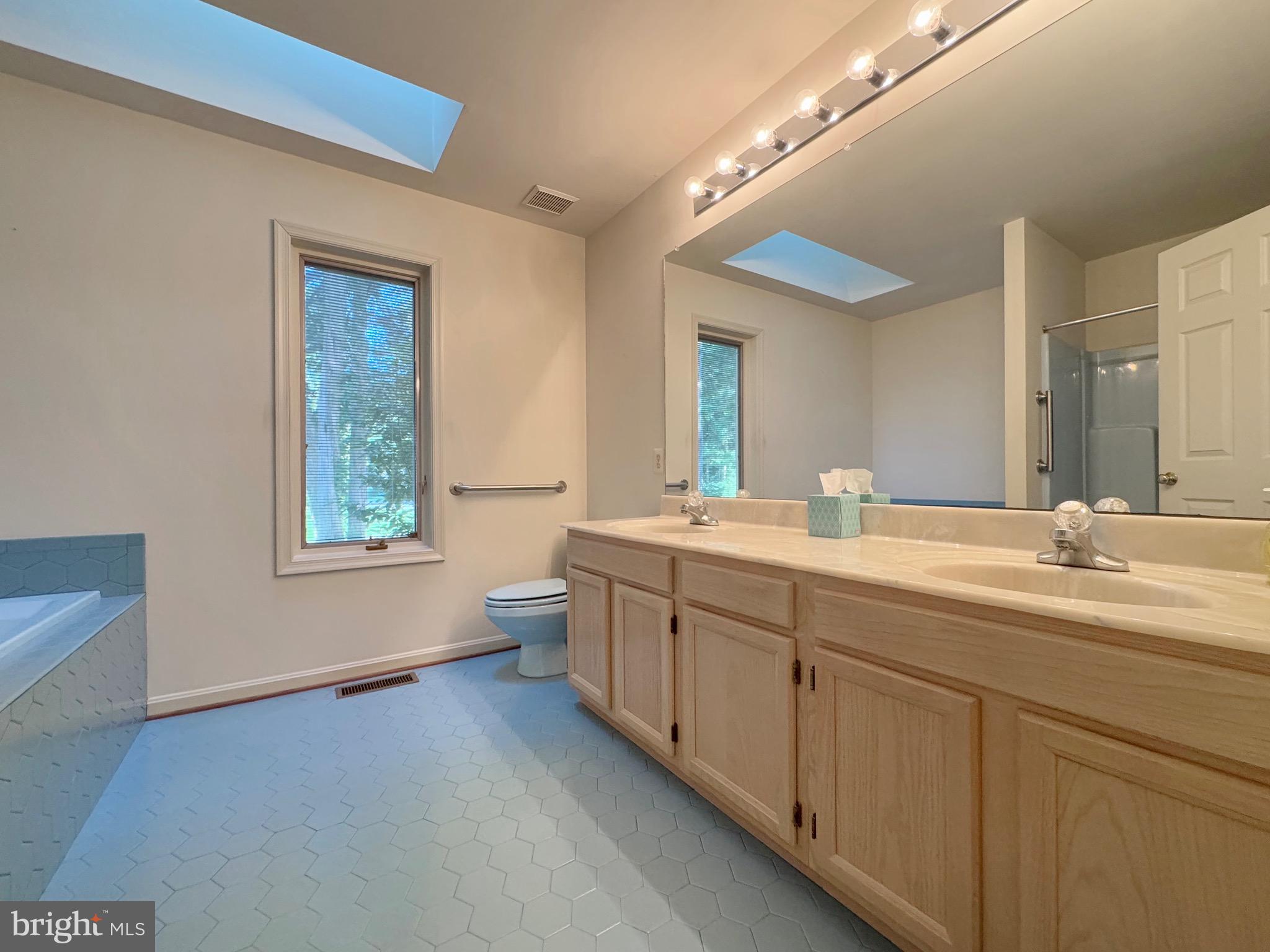 SWAN POINT - Residential