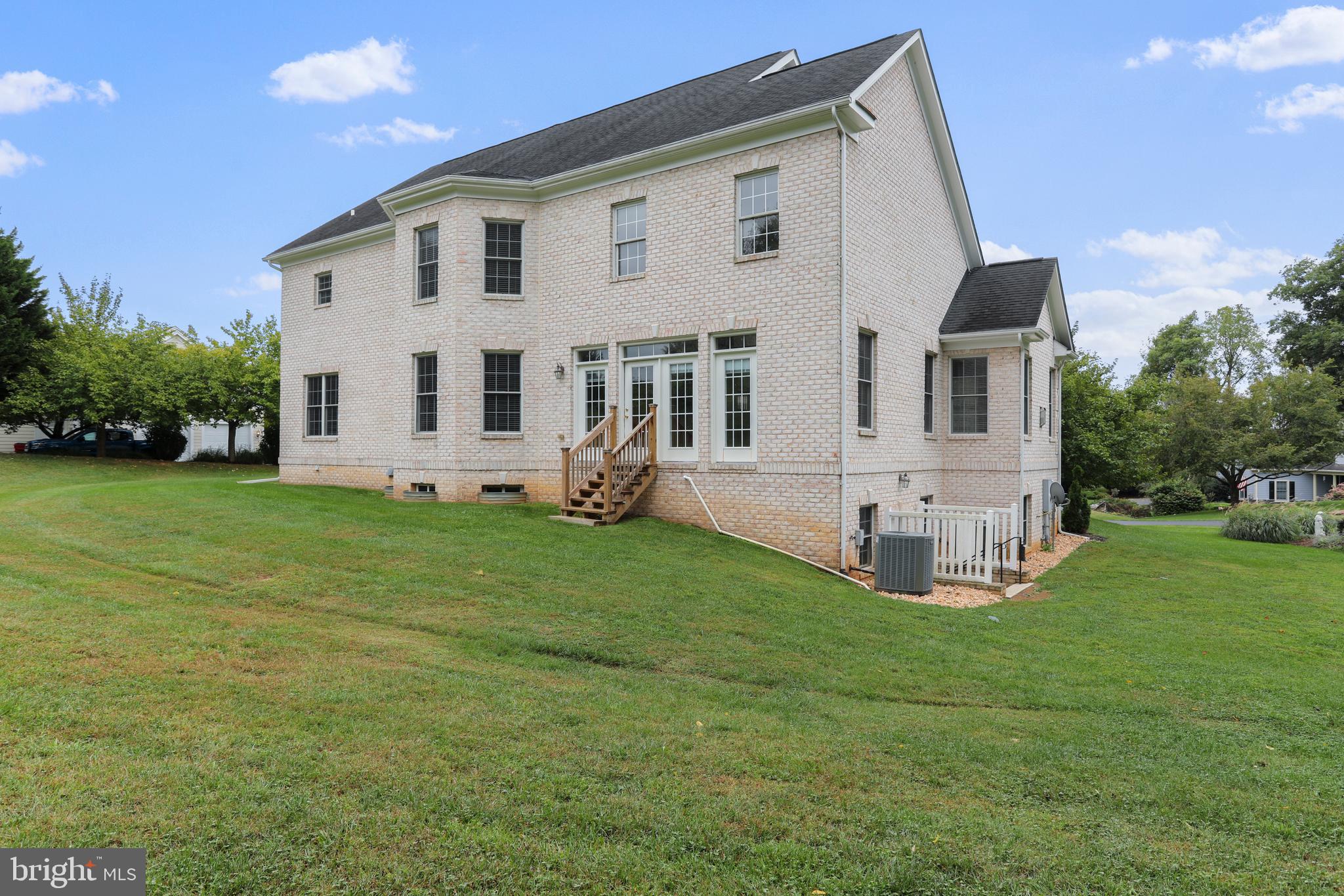 FERNBANK - Residential