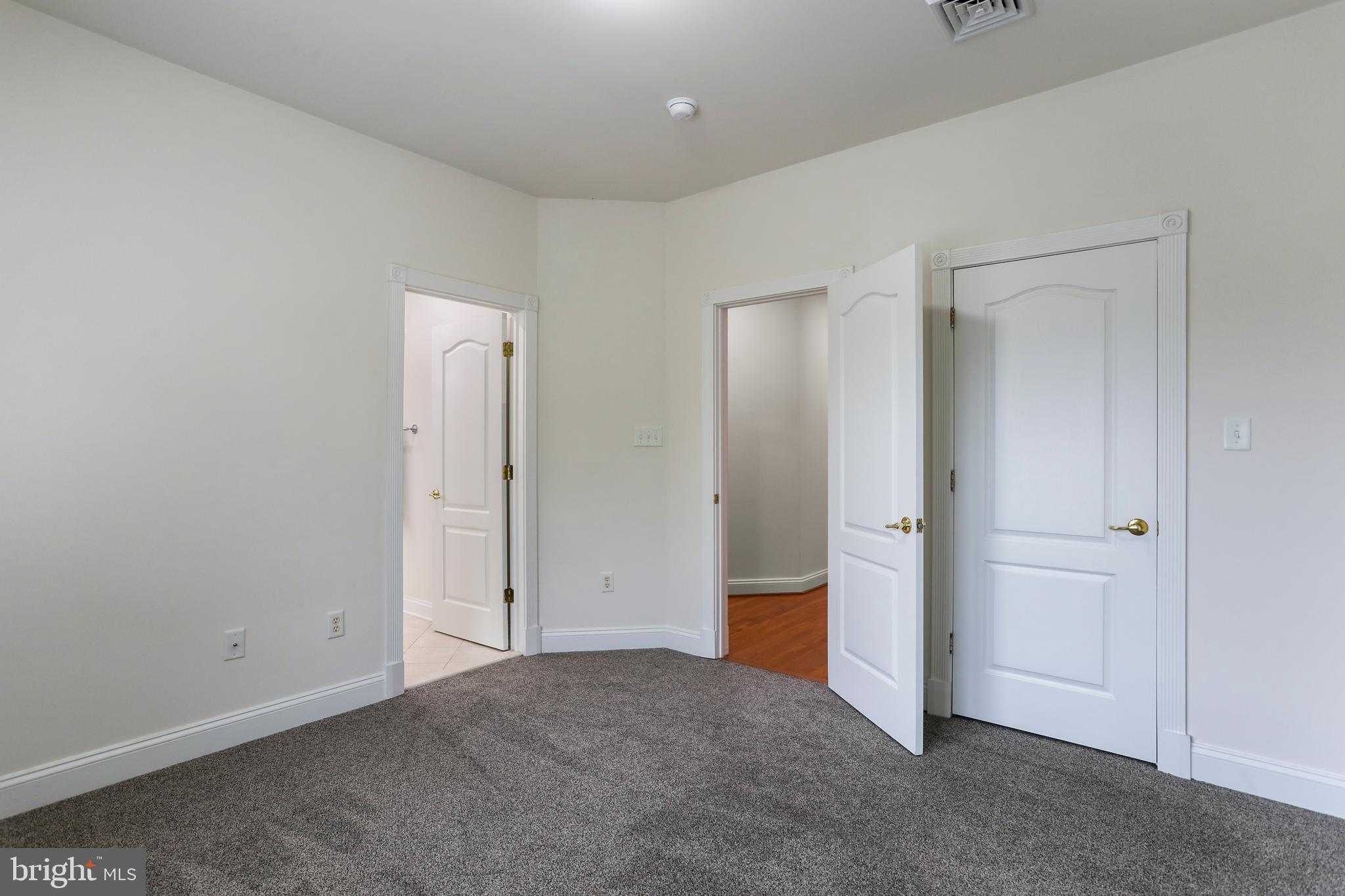 FERNBANK - Residential