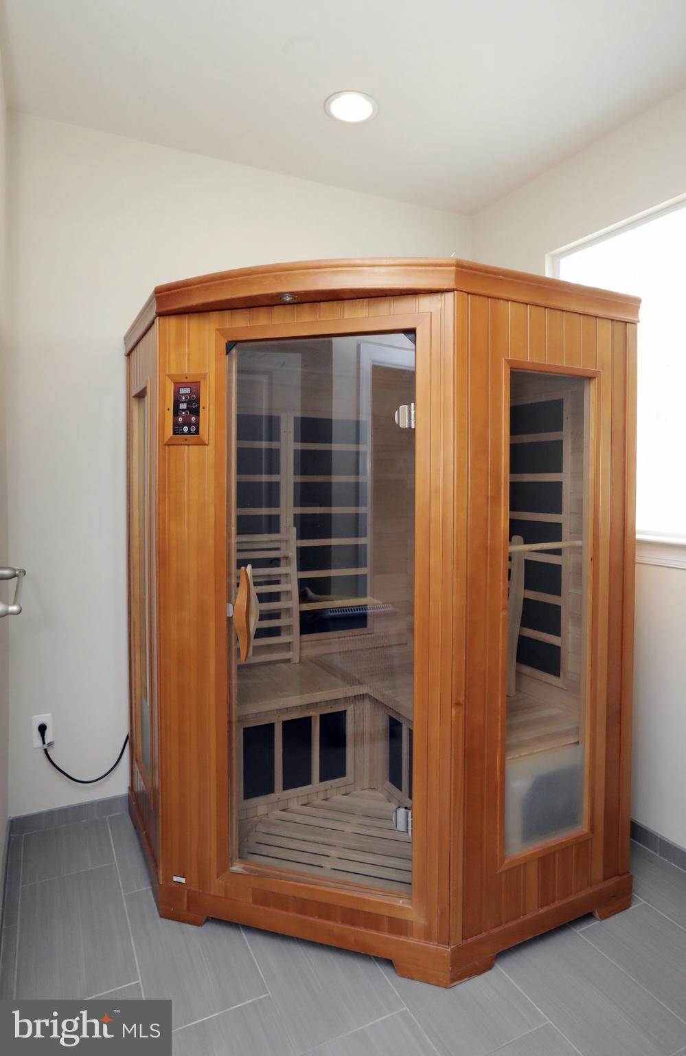 THE VILLAGES OF STEEPLECHASE - Residential