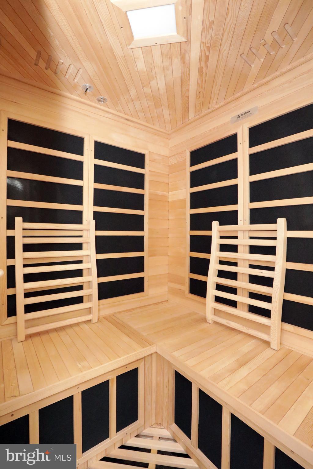 THE VILLAGES OF STEEPLECHASE - Residential