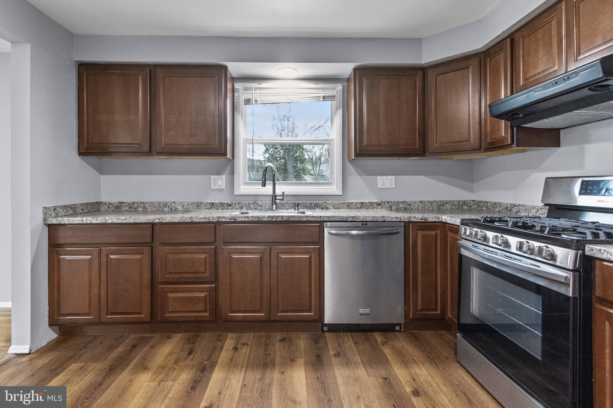 GOOD LUCK WOODS - Residential