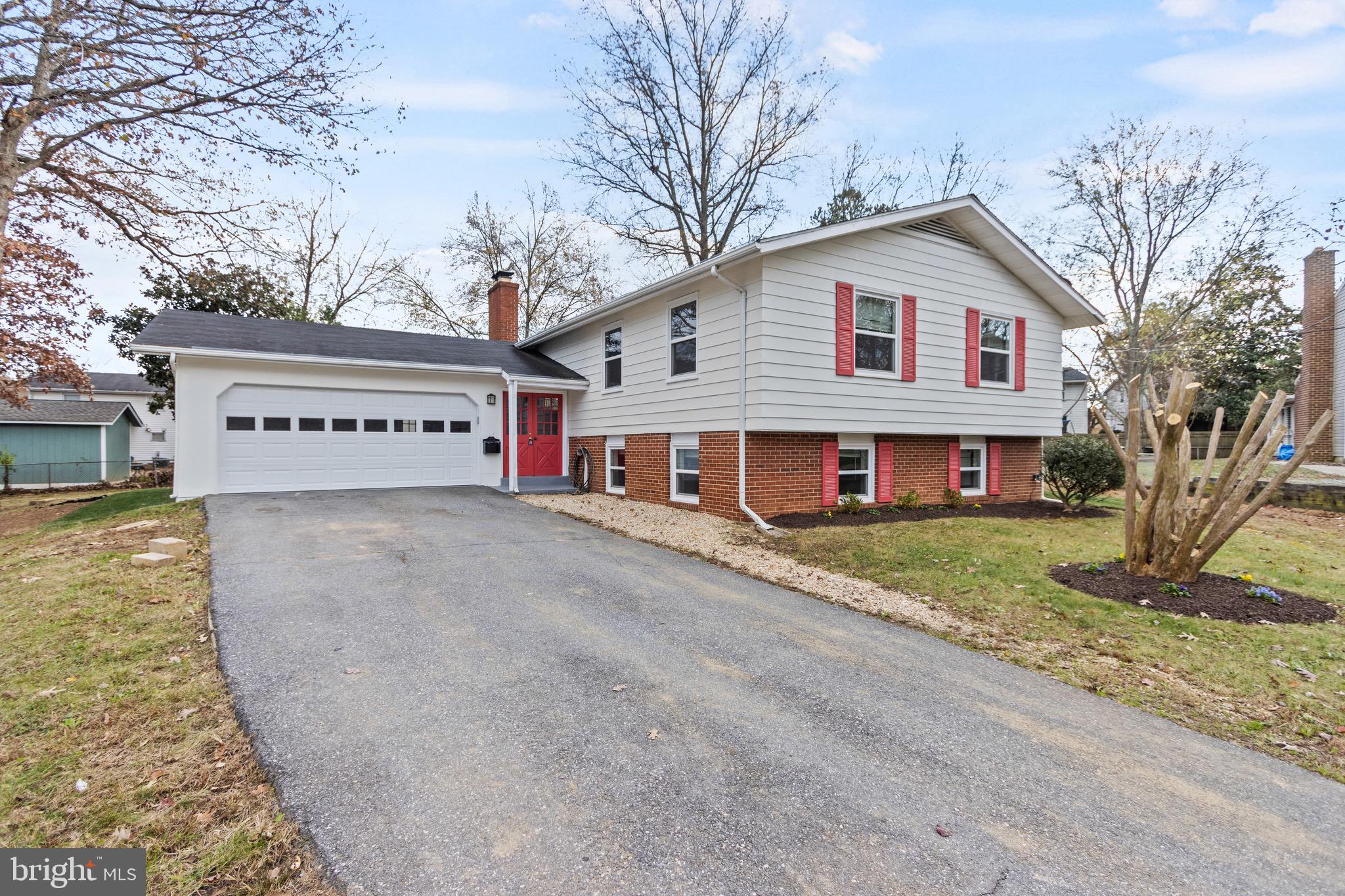 GOOD LUCK WOODS - Residential