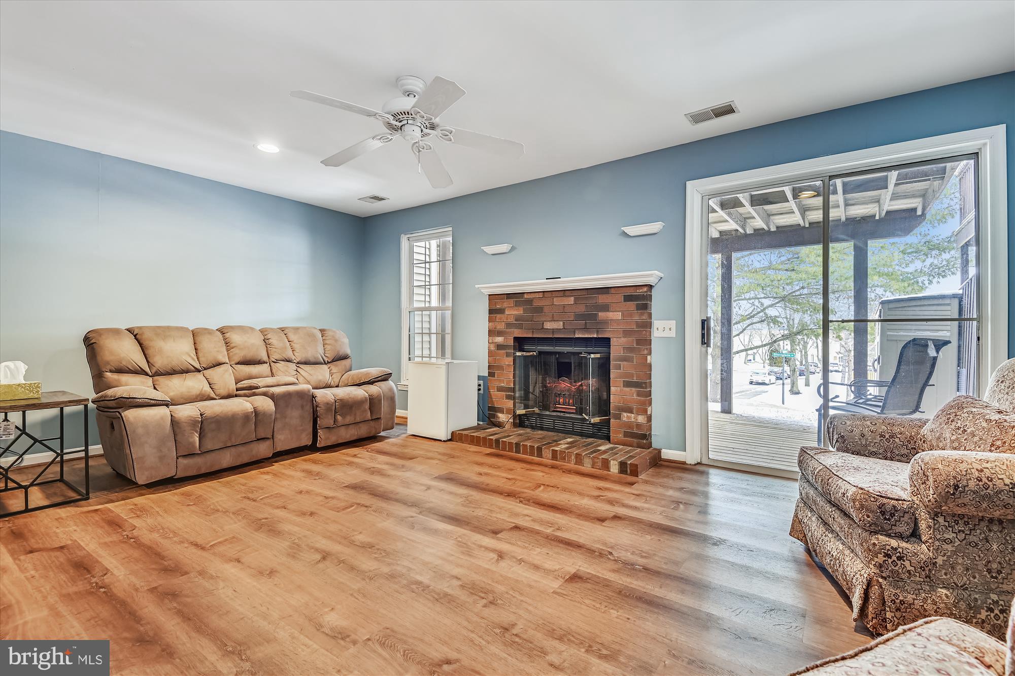 PLEASANT HILLS - Residential