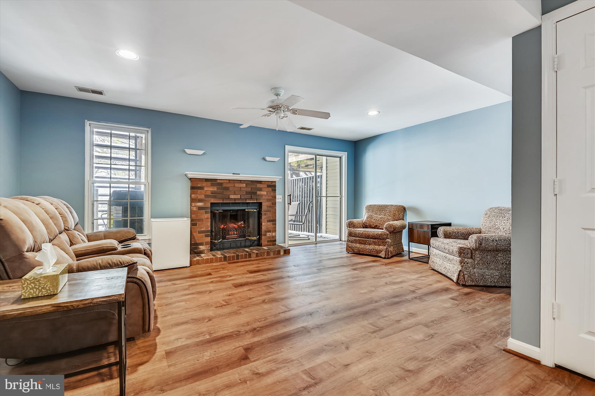 PLEASANT HILLS - Residential