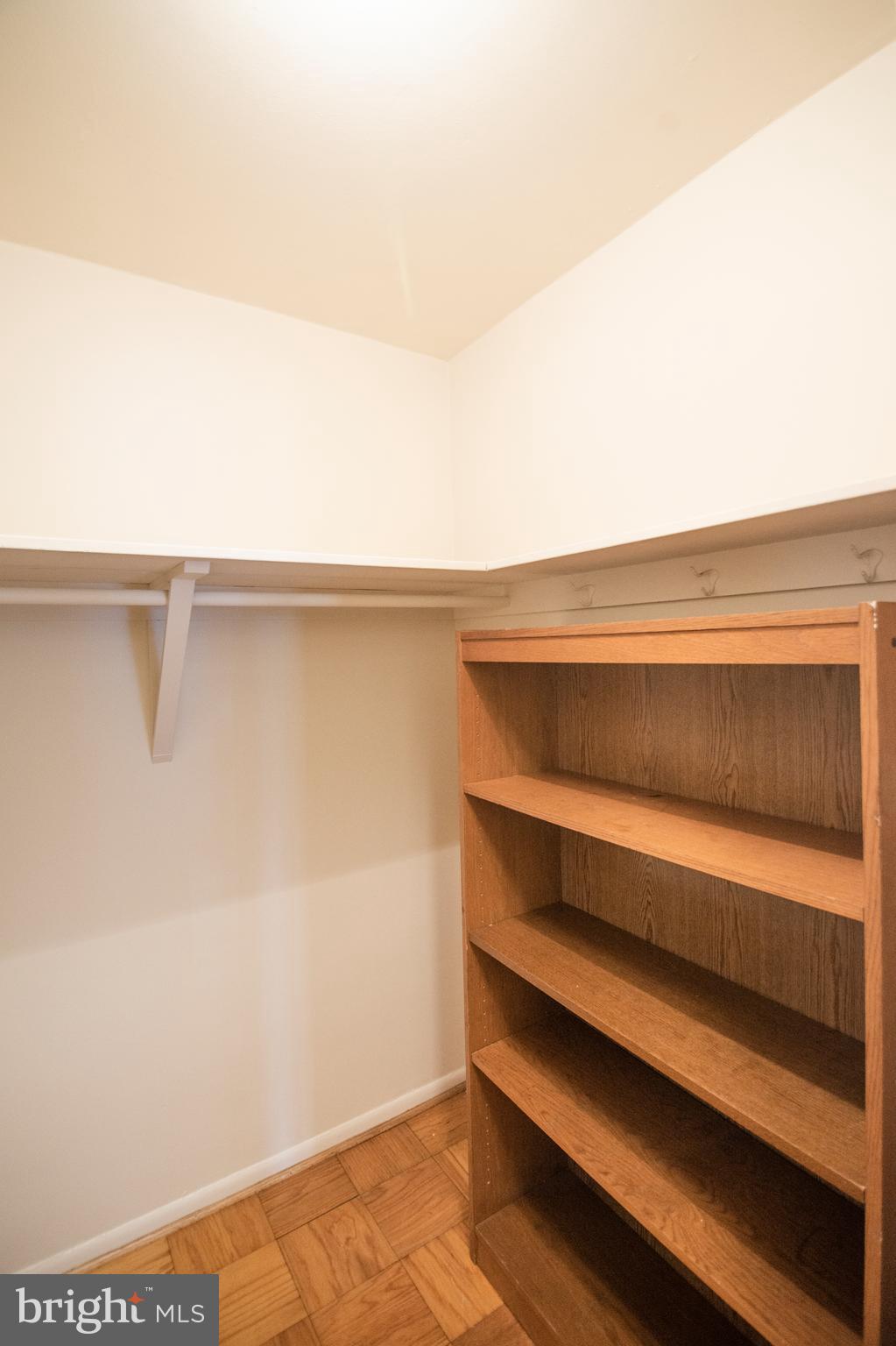 COURTHOUSE - Residential Lease