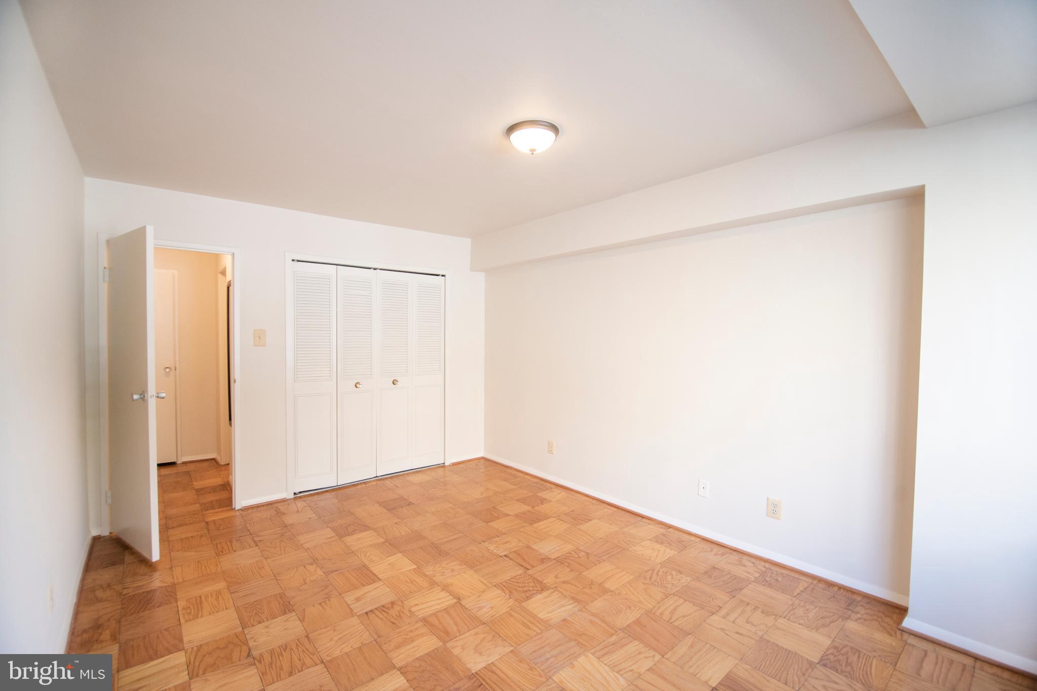 COURTHOUSE - Residential Lease