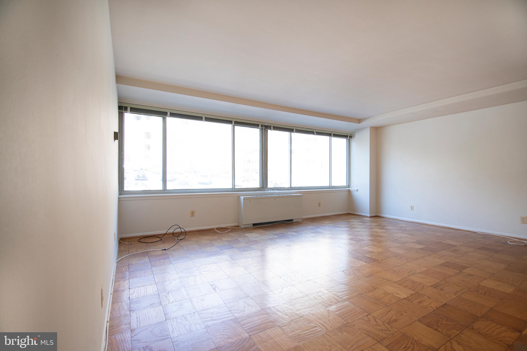 COURTHOUSE - Residential Lease