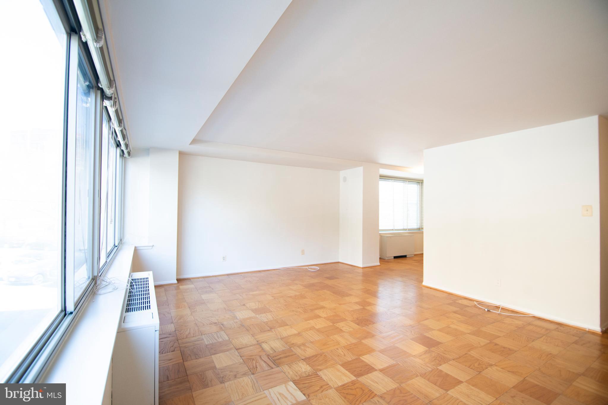 COURTHOUSE - Residential Lease