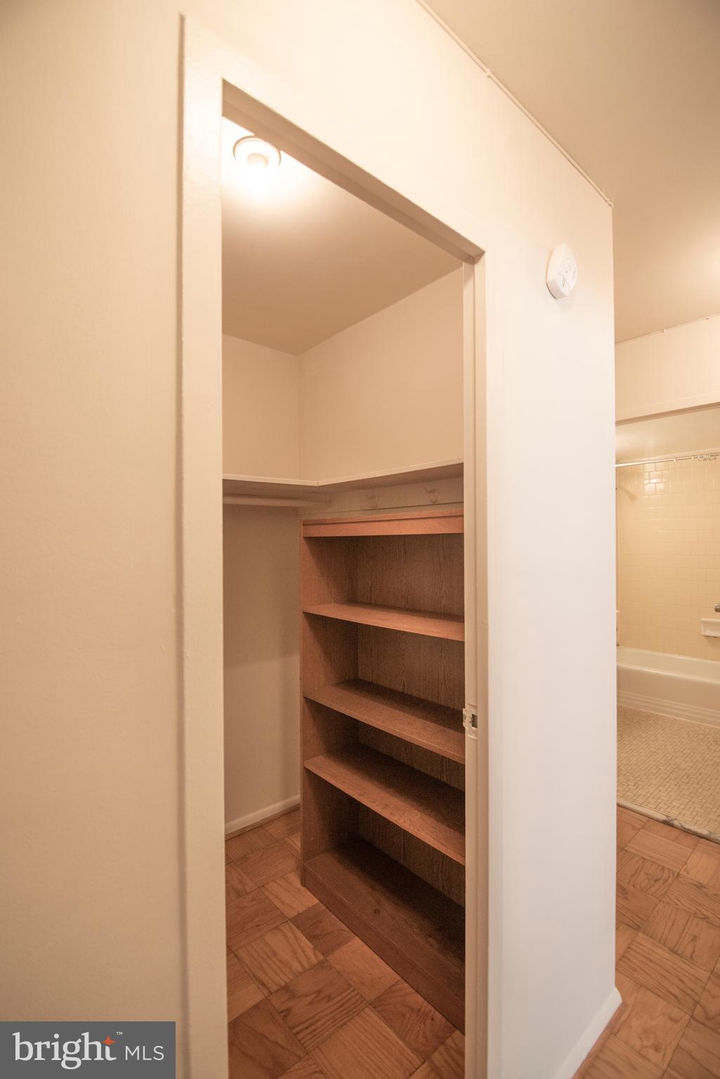 COURTHOUSE - Residential Lease