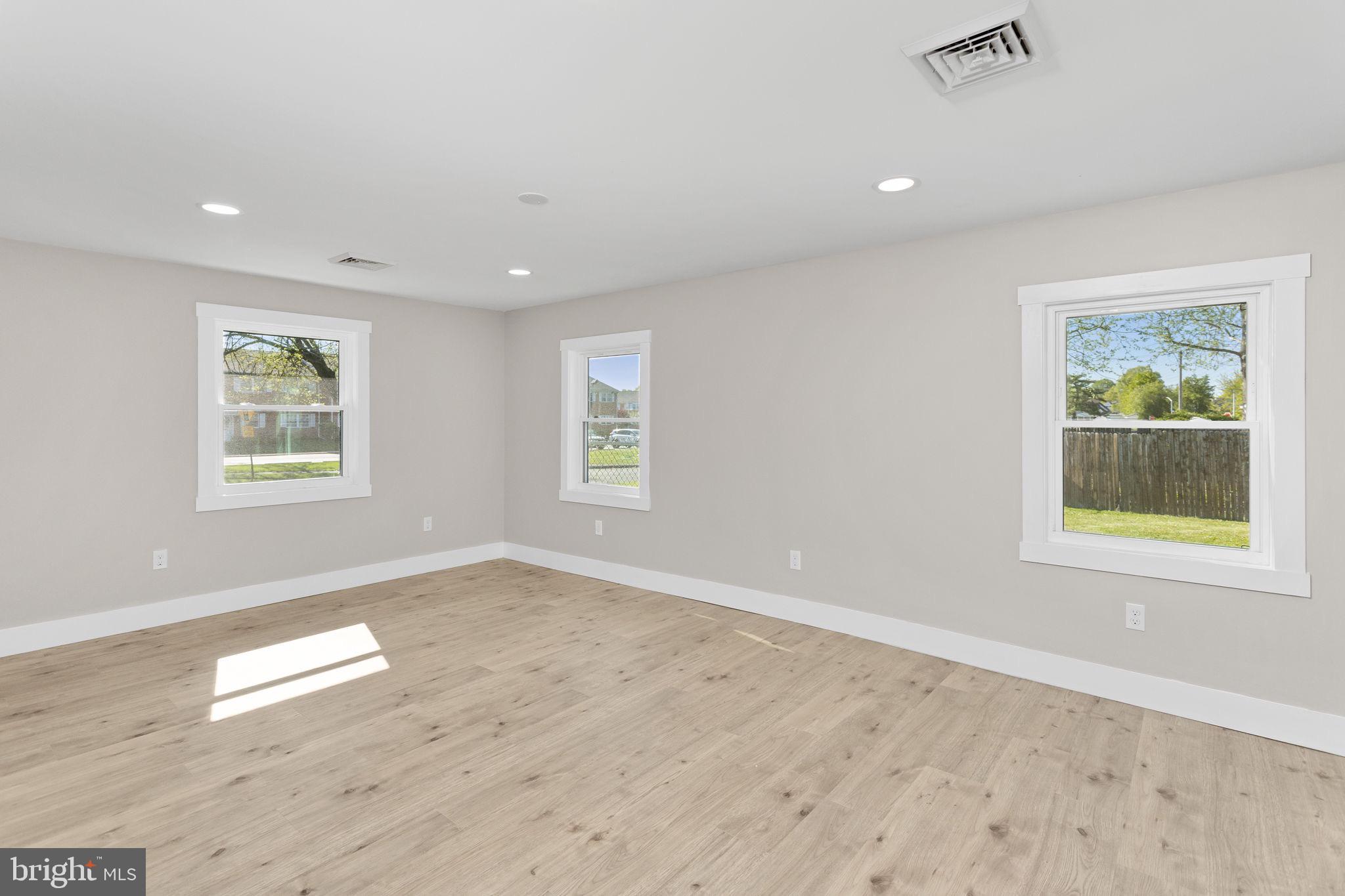 ORANGEWOOD - Residential