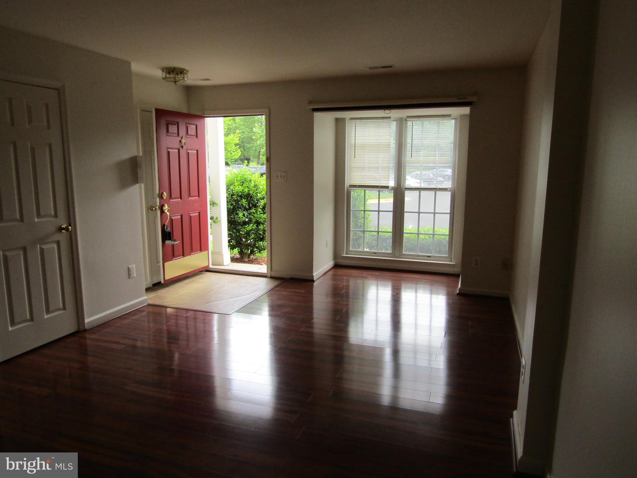 SOUTH RIDING - Residential Lease