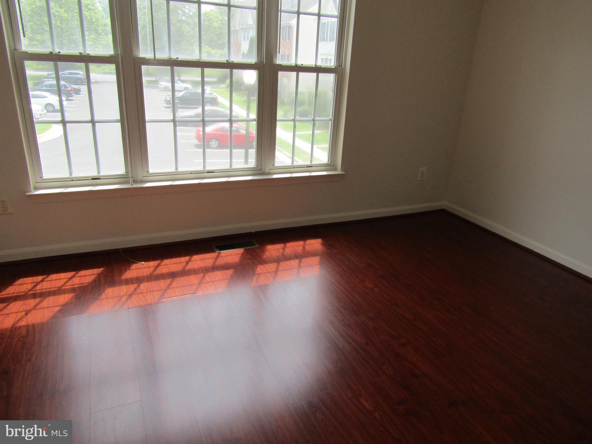 SOUTH RIDING - Residential Lease