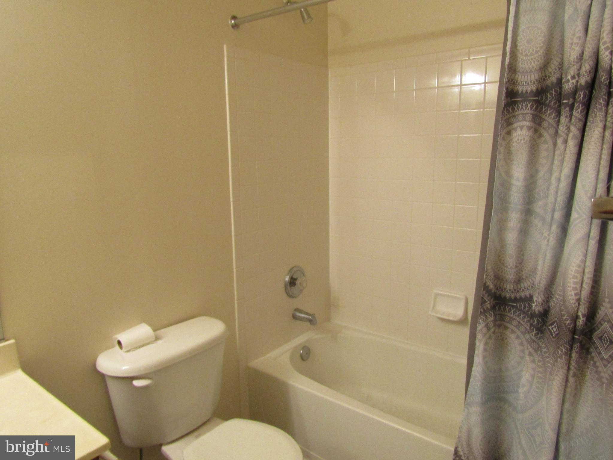 SOUTH RIDING - Residential Lease