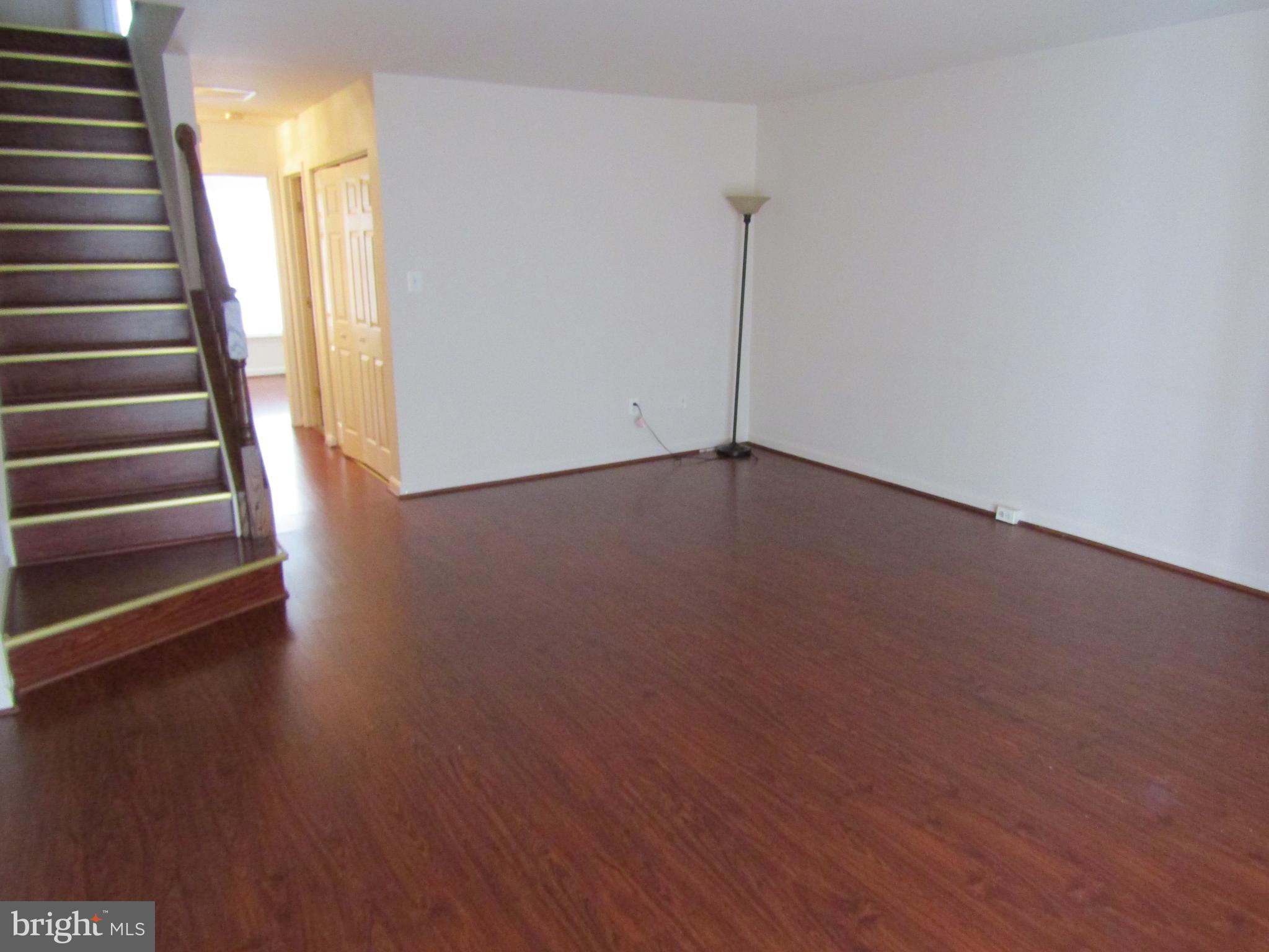 SOUTH RIDING - Residential Lease