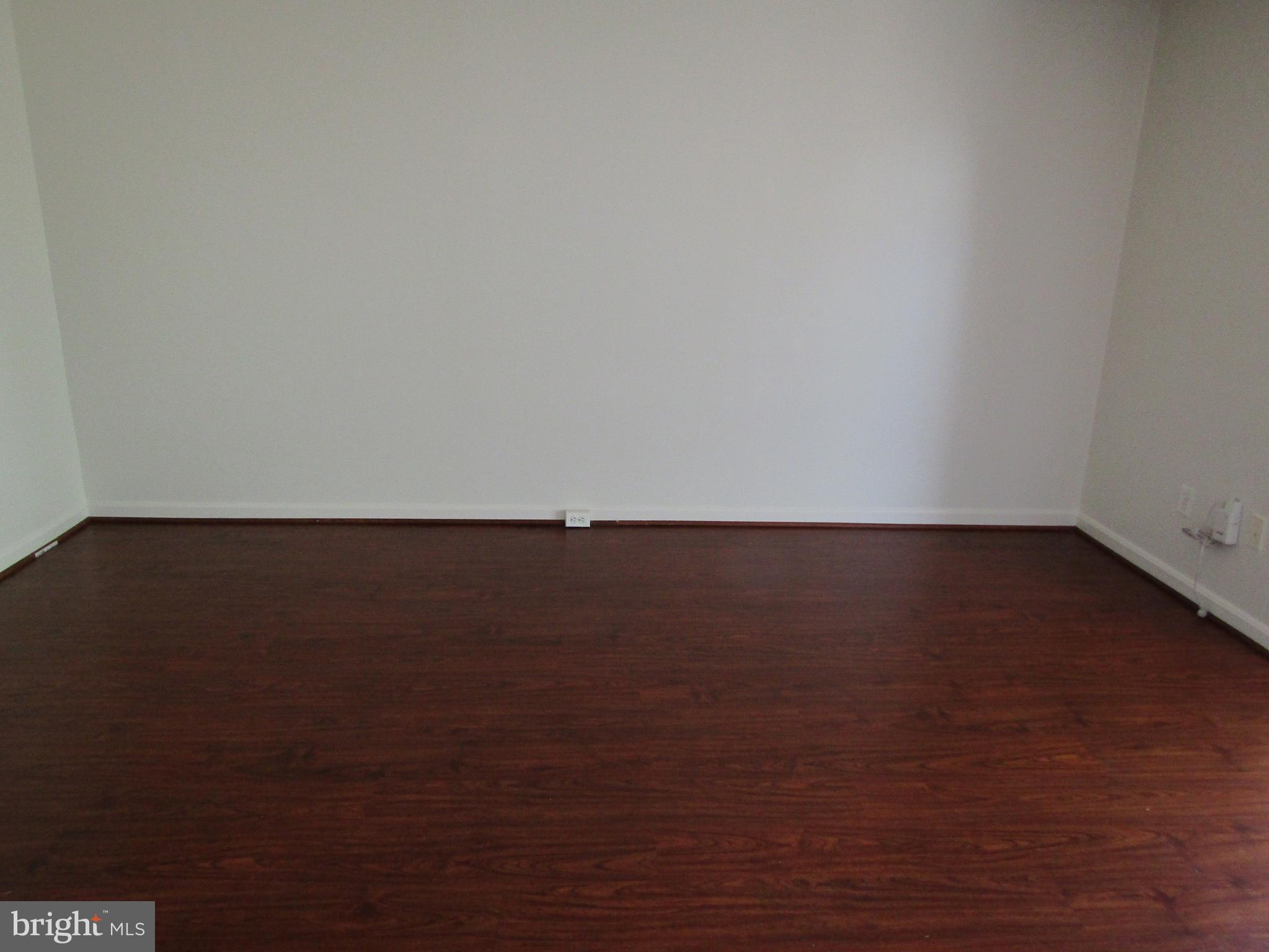 SOUTH RIDING - Residential Lease