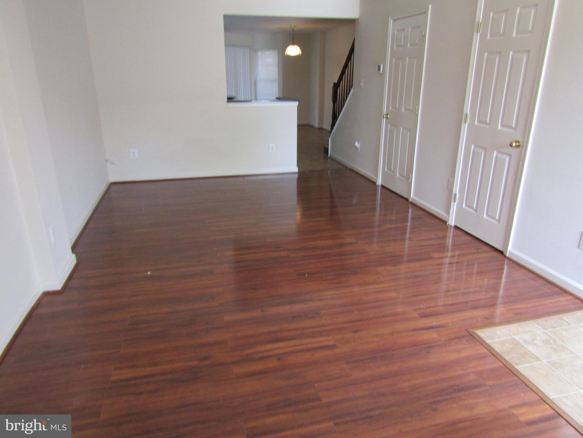 SOUTH RIDING - Residential Lease