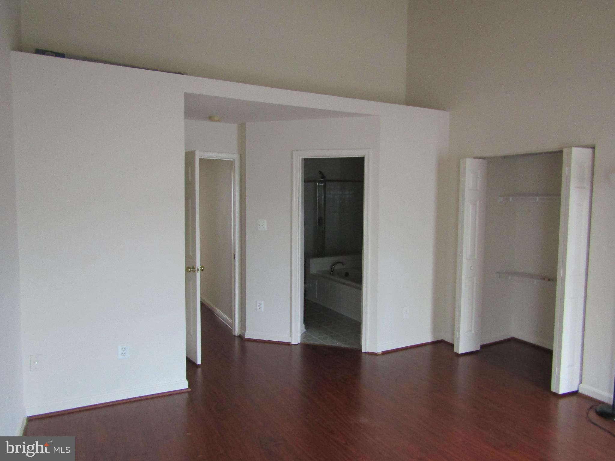 SOUTH RIDING - Residential Lease