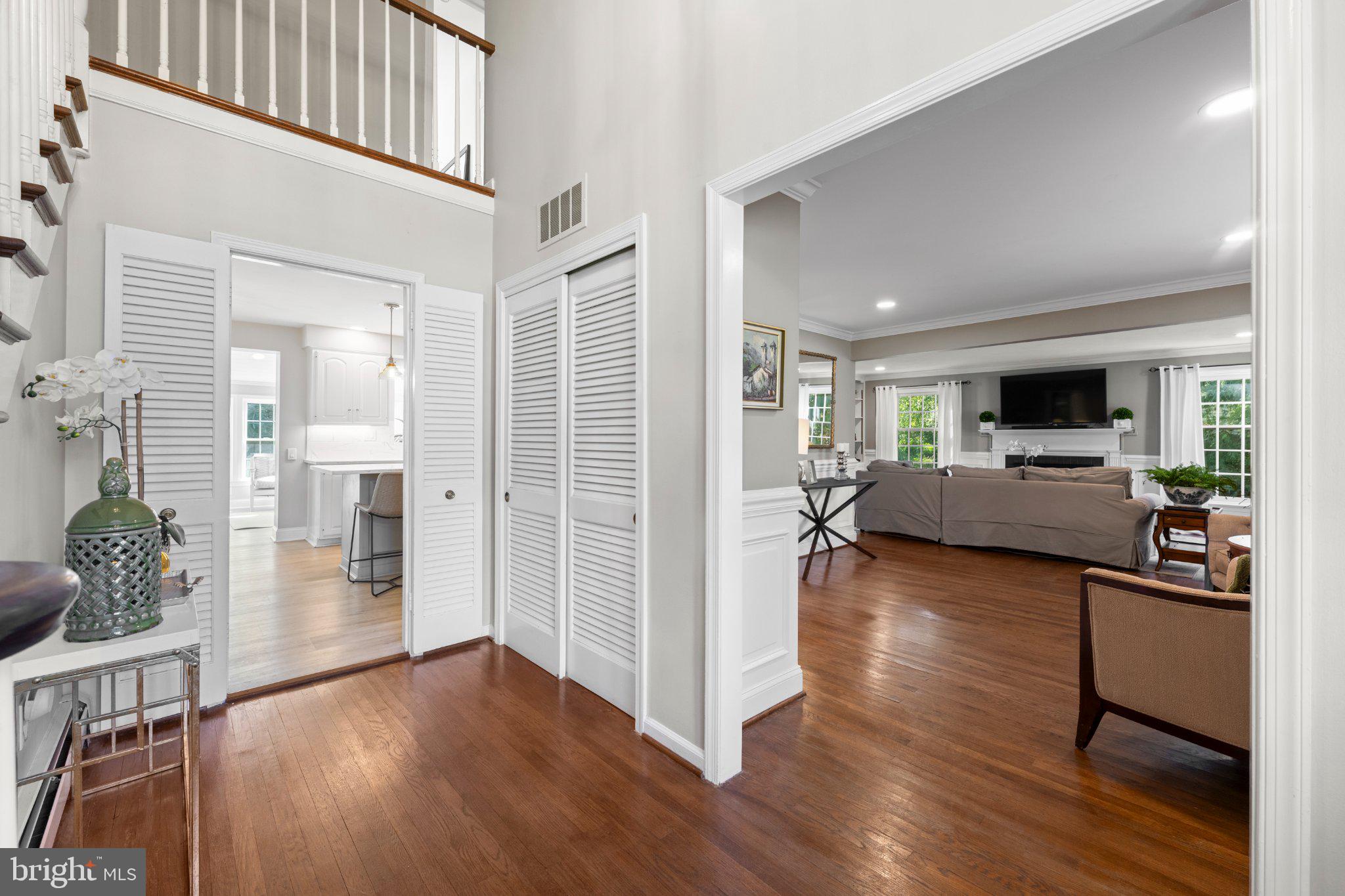 801 LAWRENCE LANE
