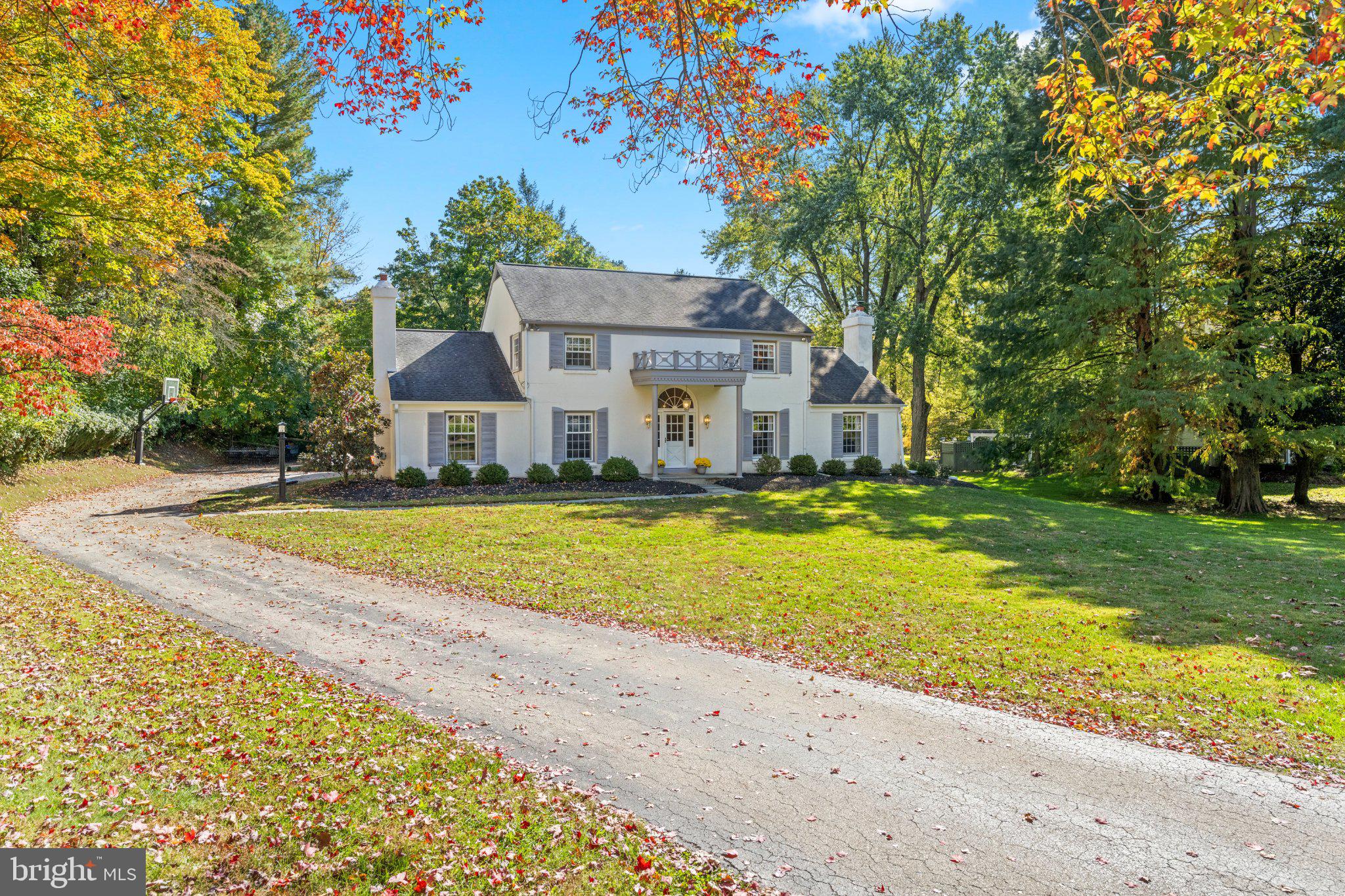 801 LAWRENCE LANE