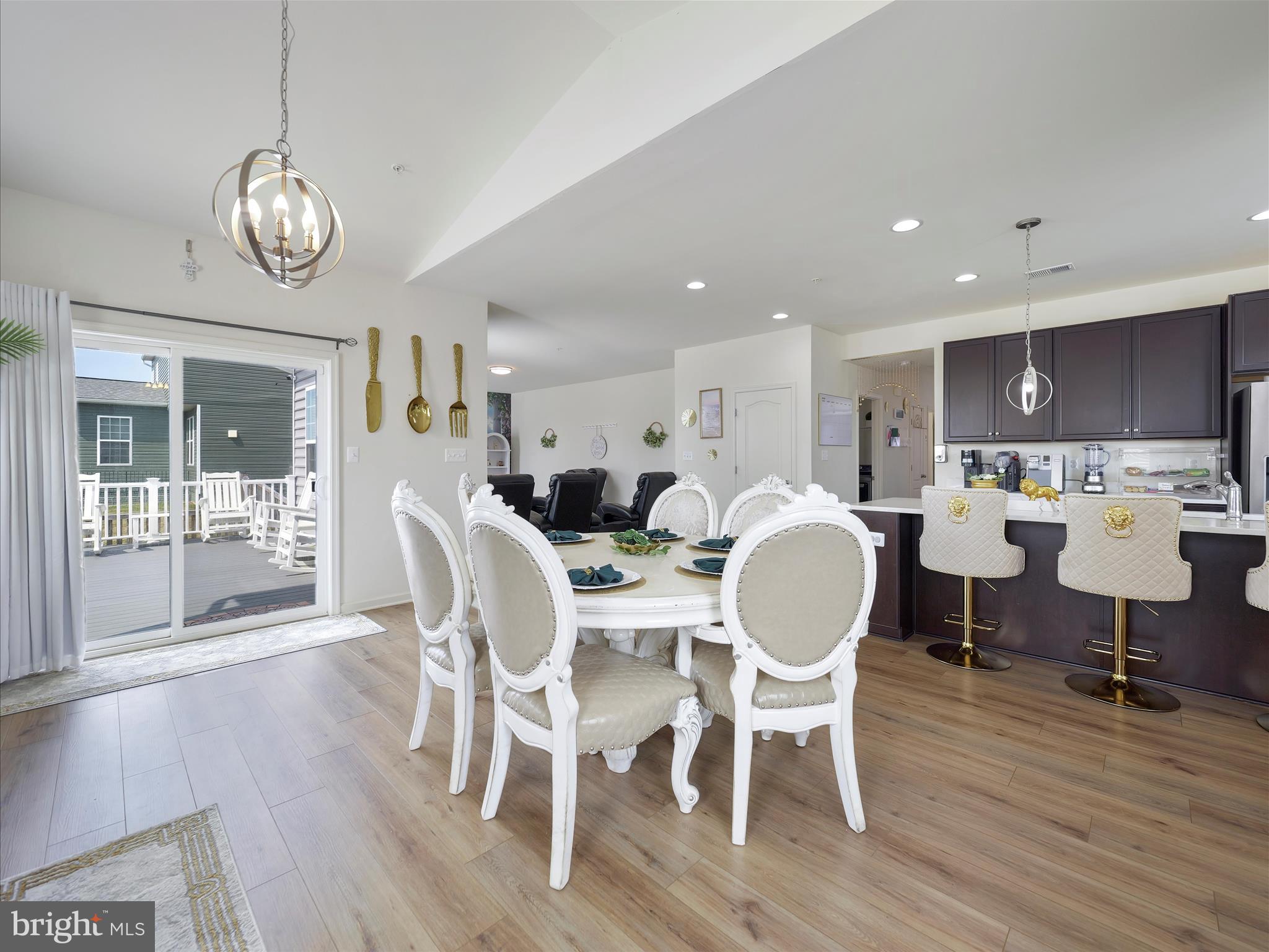 WEST FIELDS - Residential