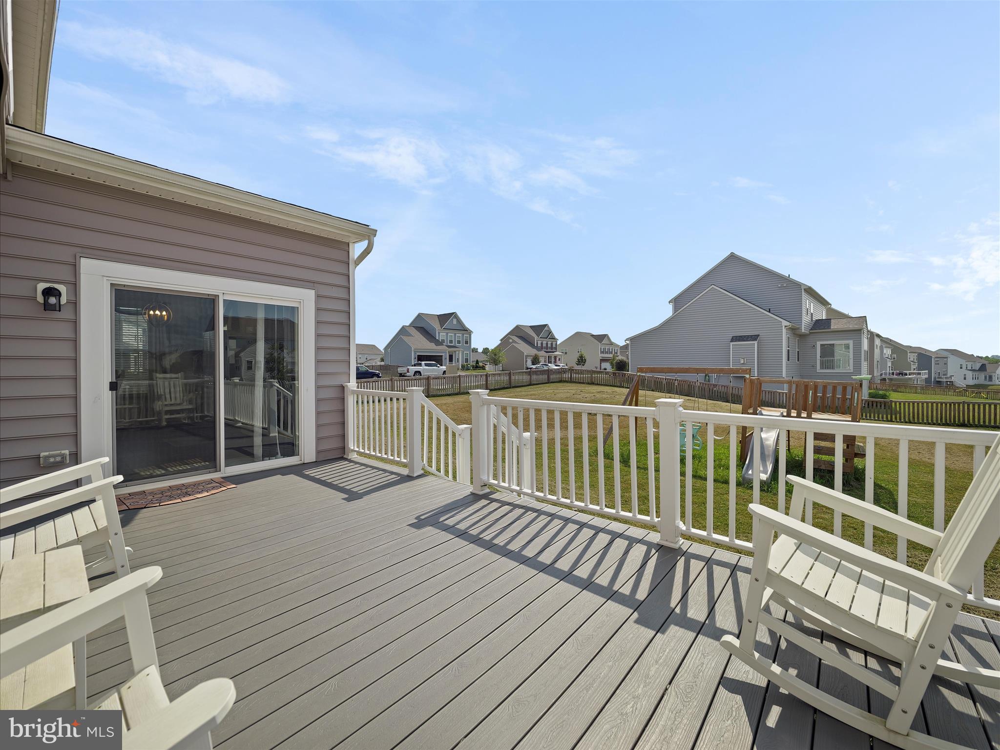 WEST FIELDS - Residential