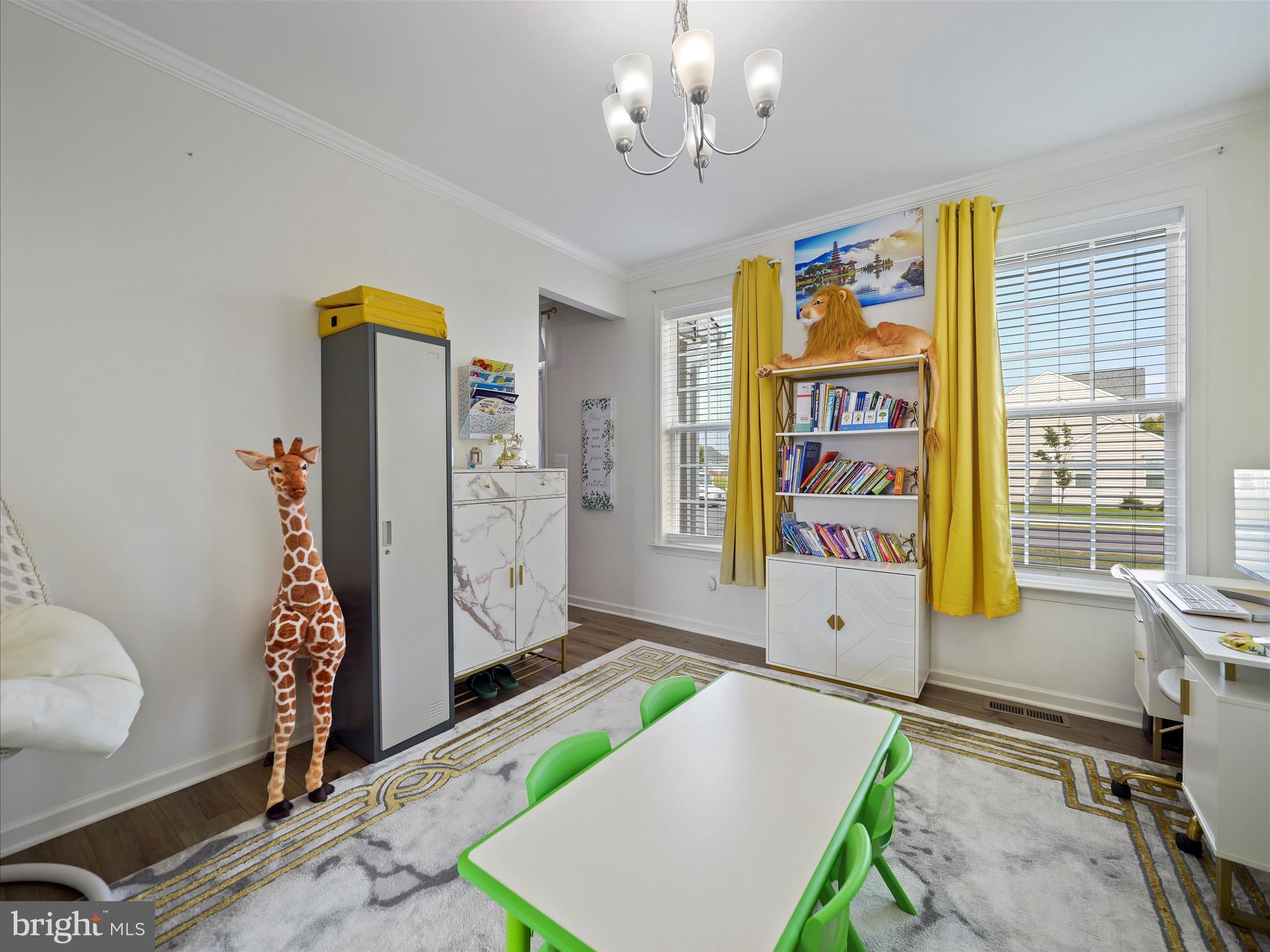 WEST FIELDS - Residential