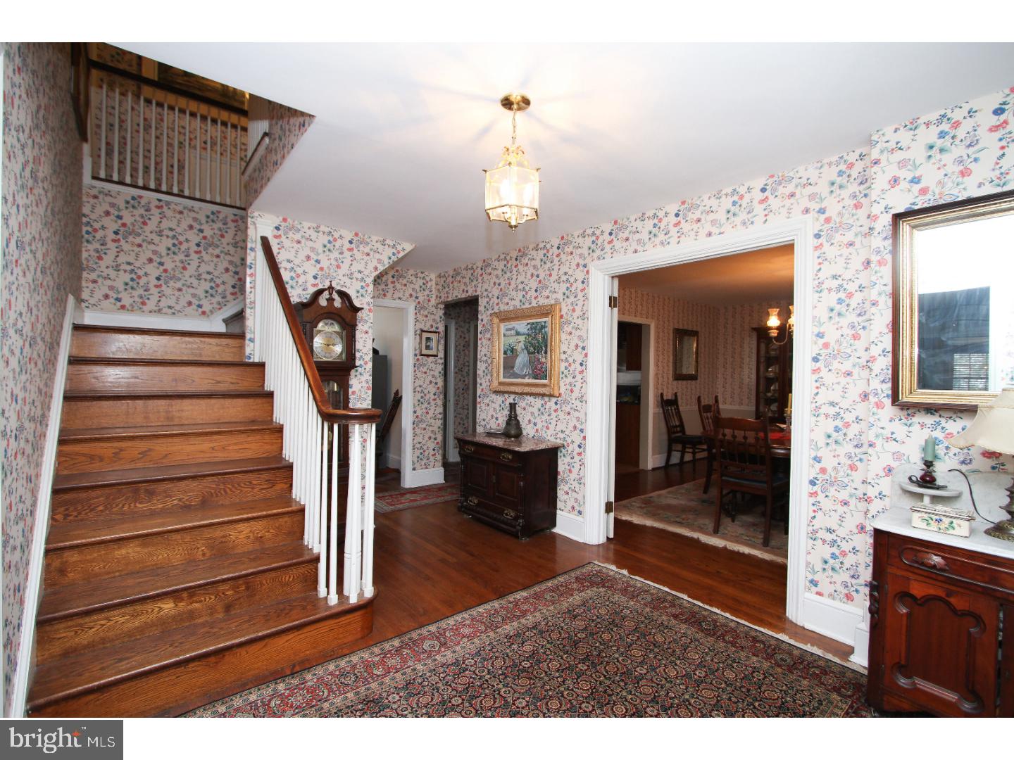 GLADWYNE - Residential