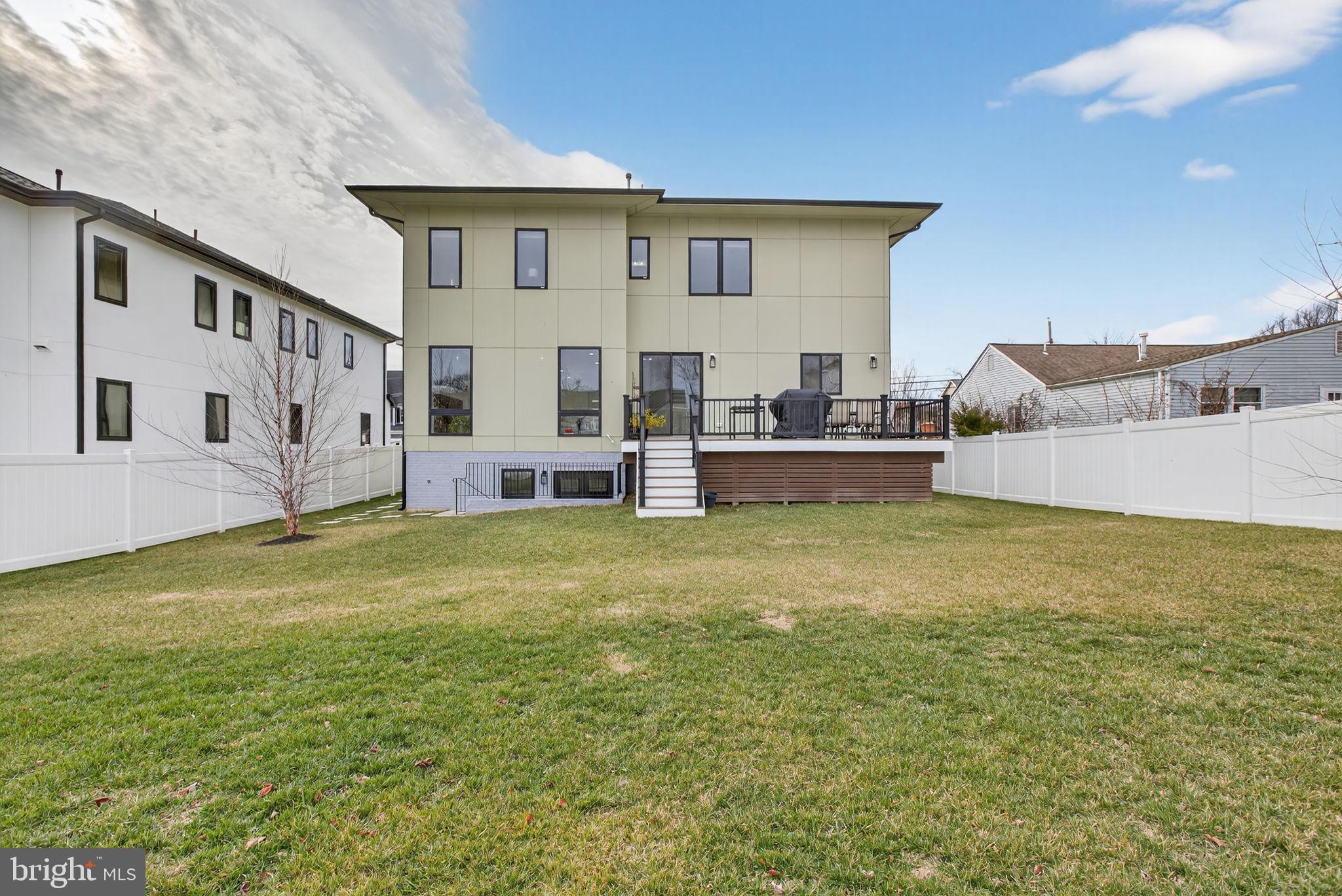 PIMMIT HILLS - Residential