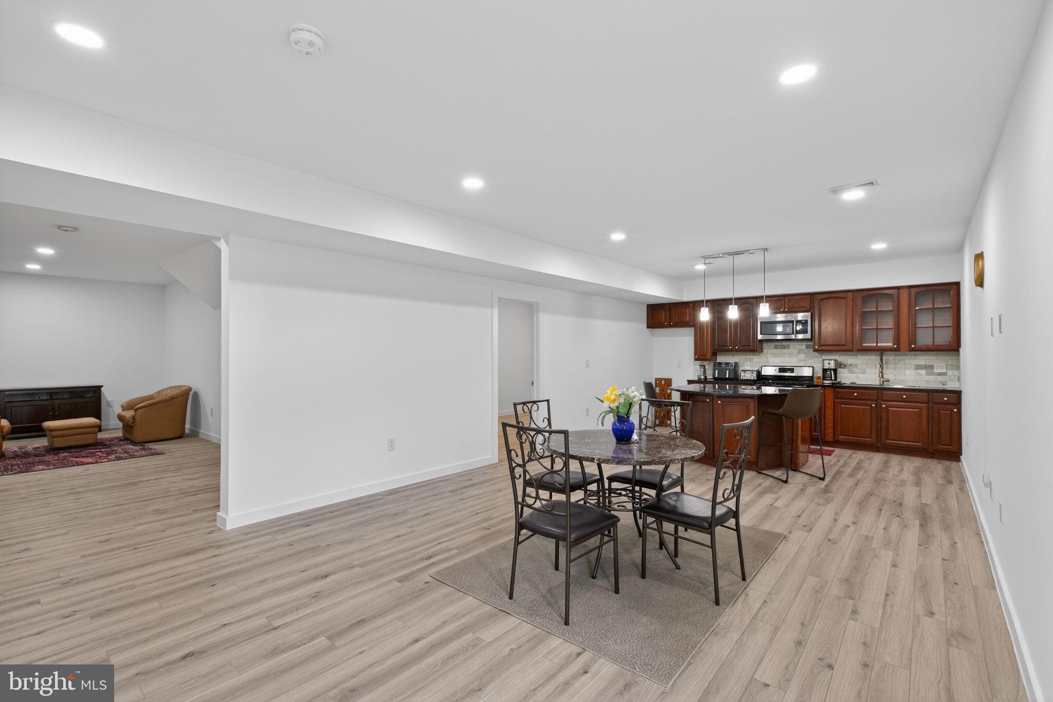 PIMMIT HILLS - Residential