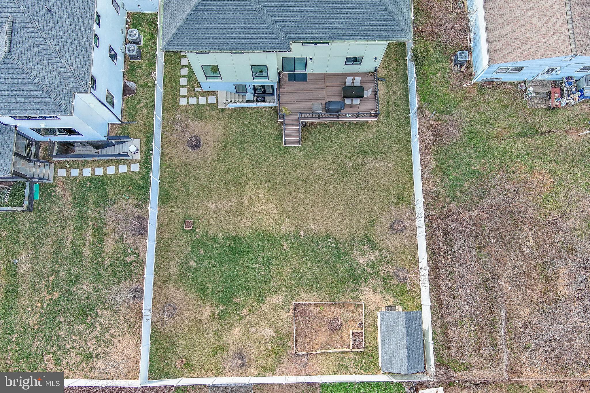 PIMMIT HILLS - Residential