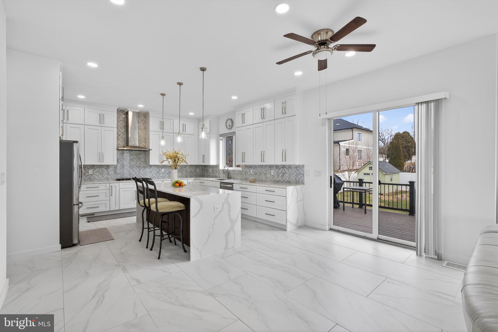 PIMMIT HILLS - Residential