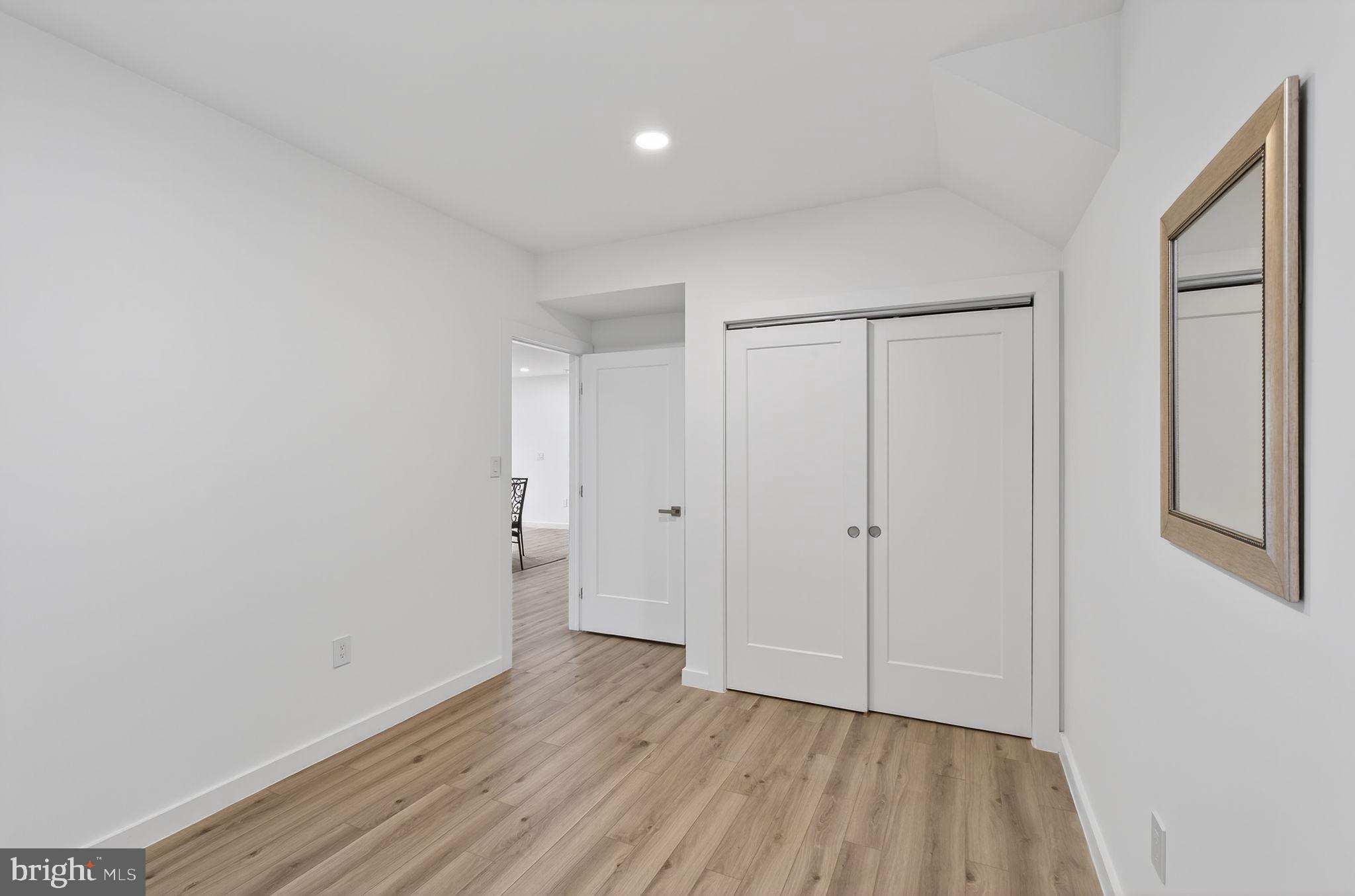 PIMMIT HILLS - Residential