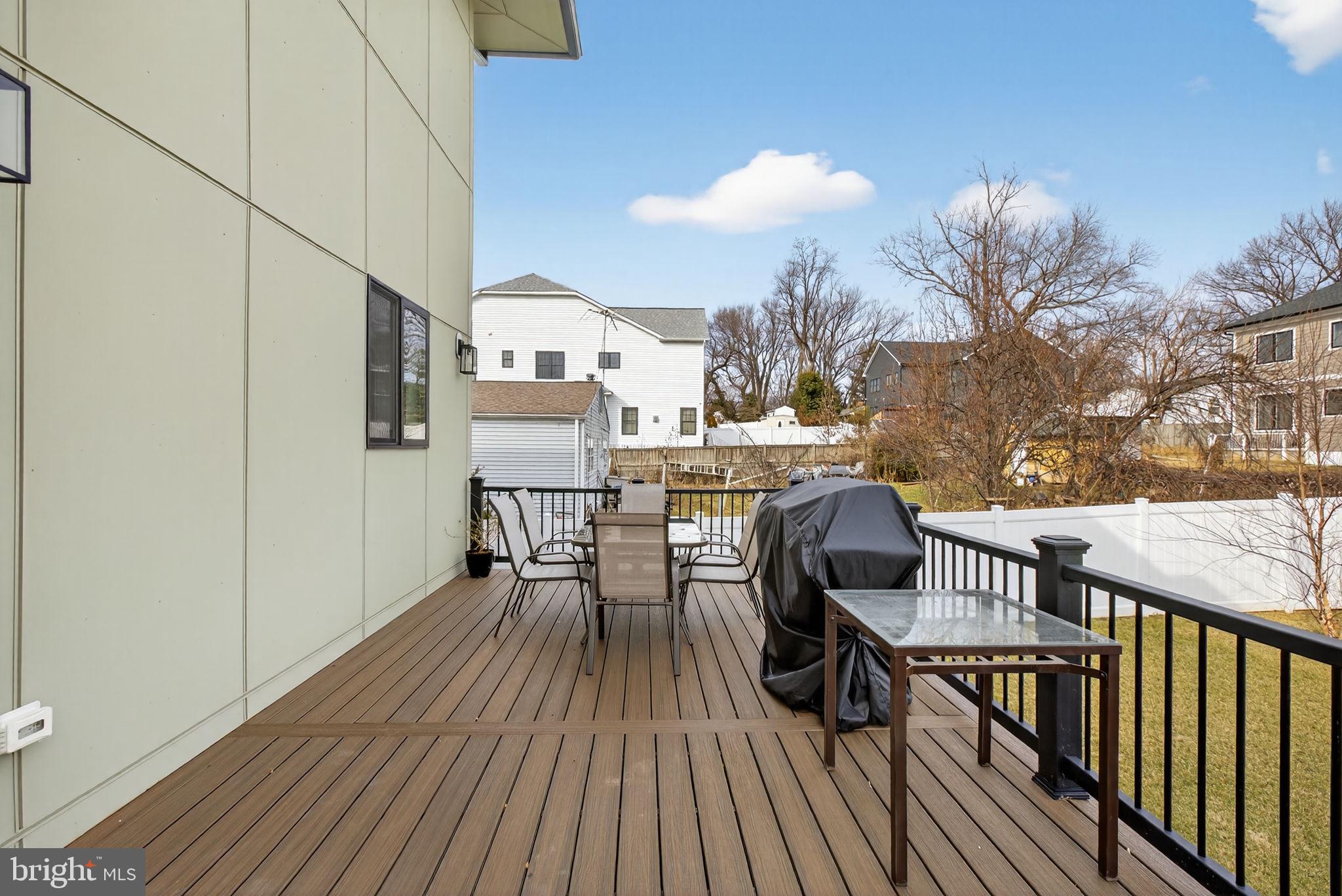 PIMMIT HILLS - Residential