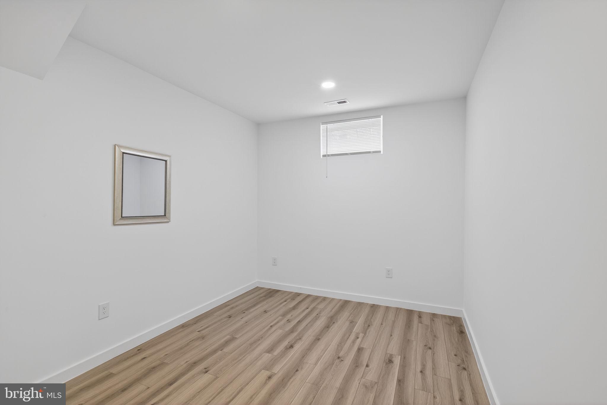 PIMMIT HILLS - Residential