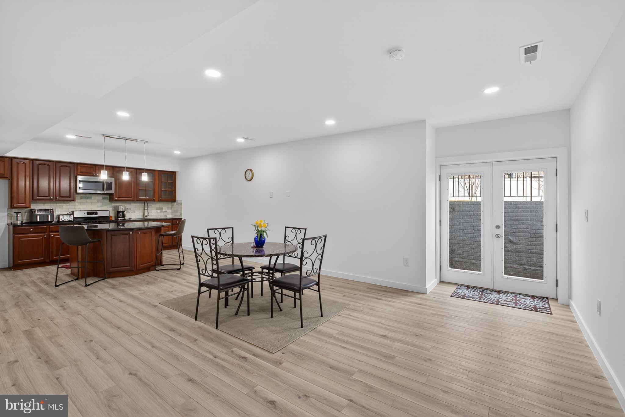 PIMMIT HILLS - Residential