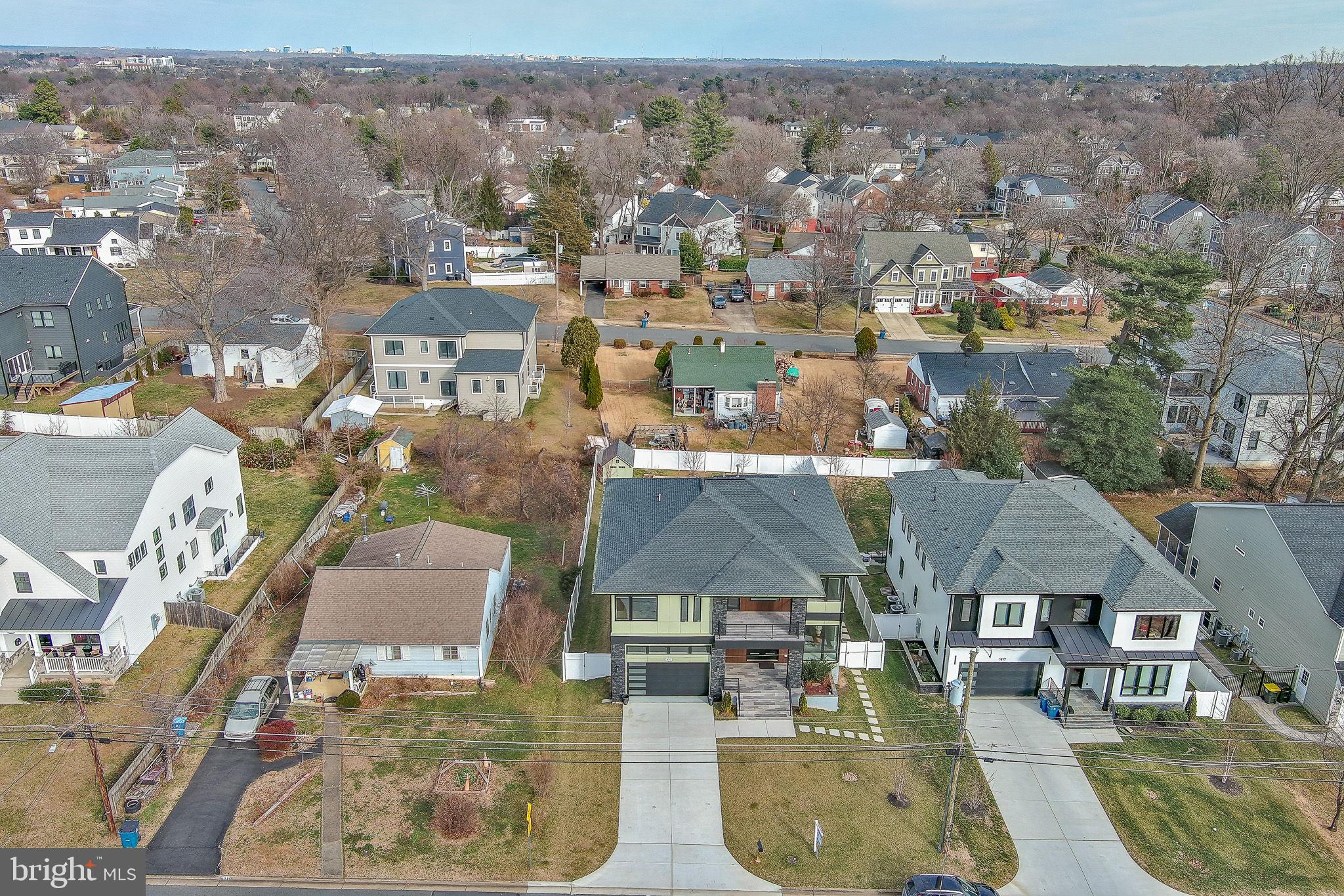 PIMMIT HILLS - Residential