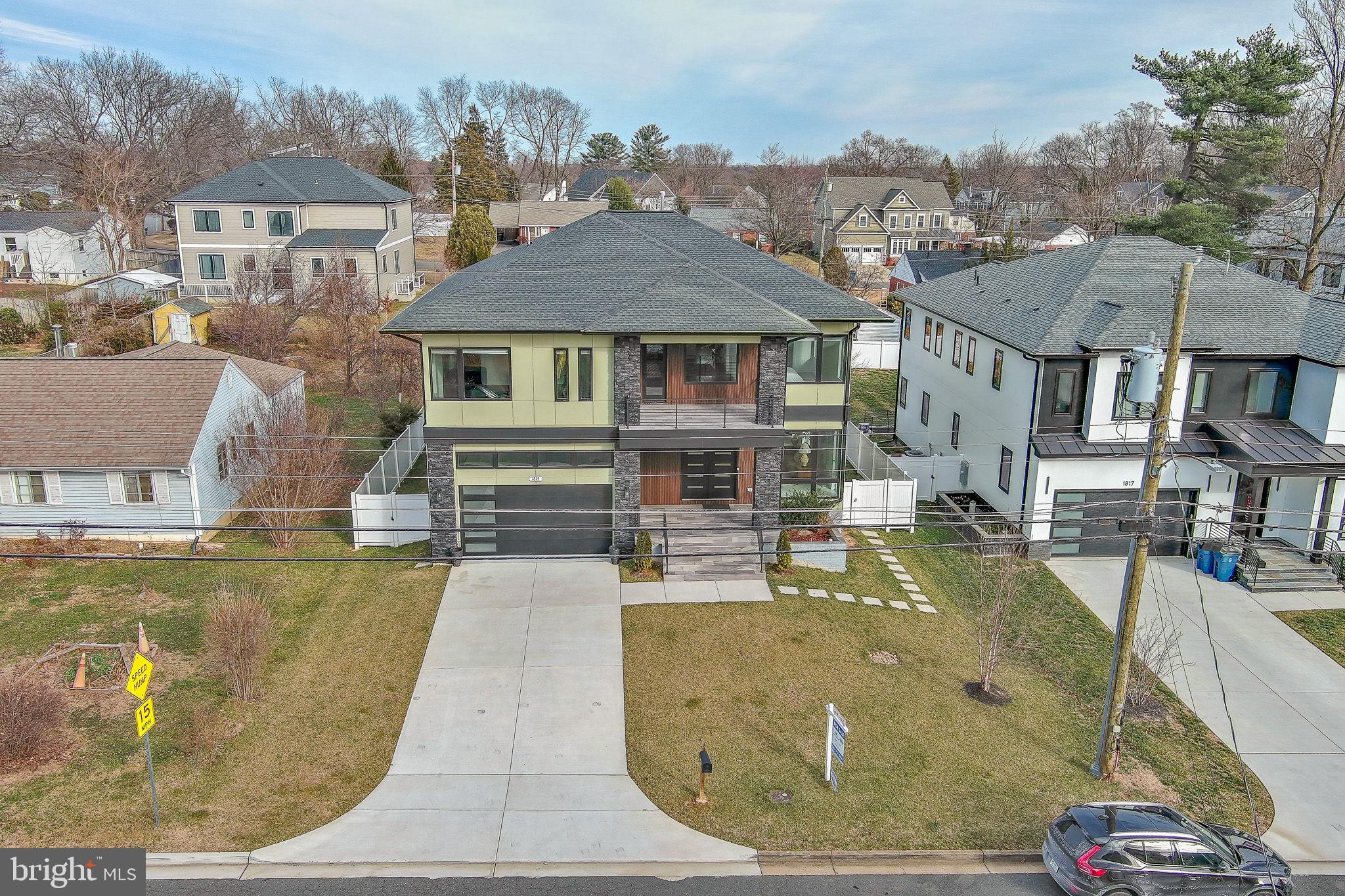 PIMMIT HILLS - Residential