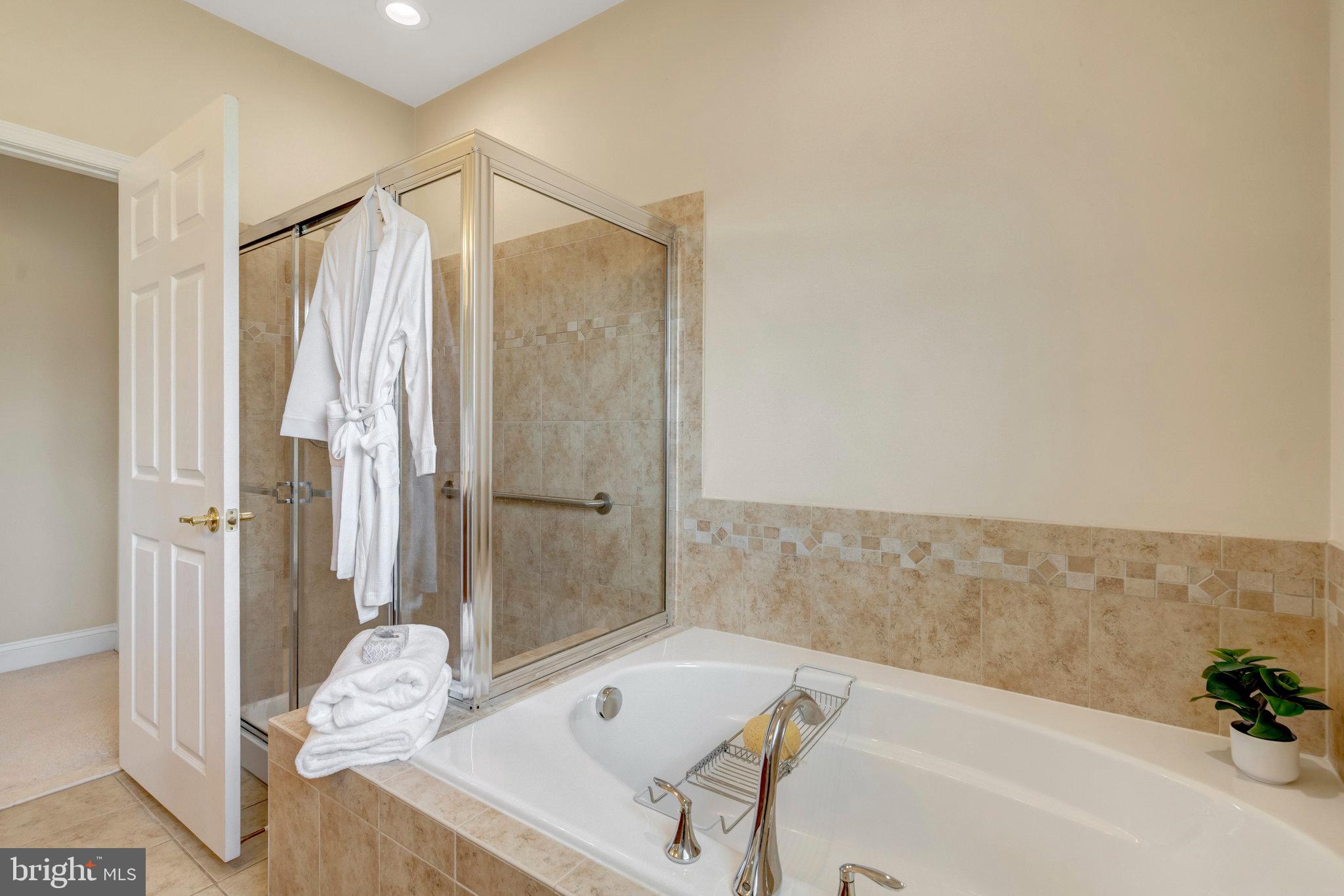 HERITAGE HUNT - Residential