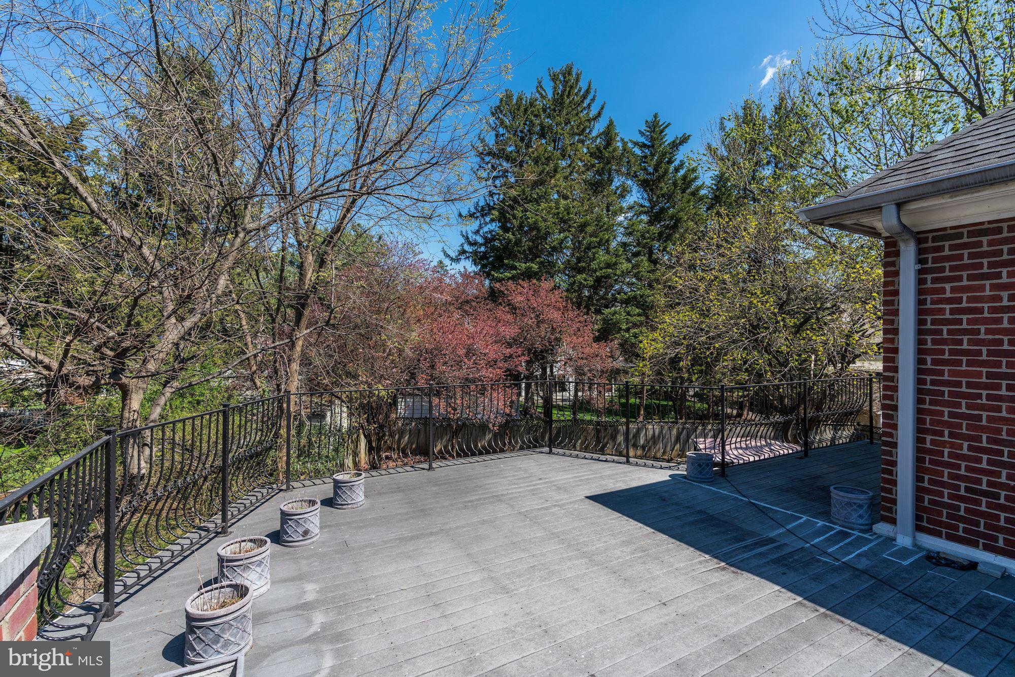 NORTH CHEVY CHASE - Residential