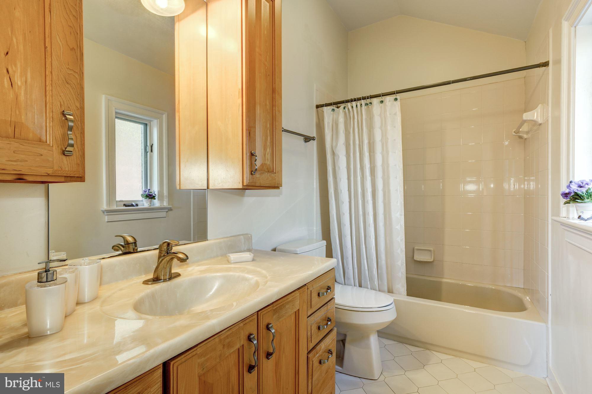 NORTH CHEVY CHASE - Residential