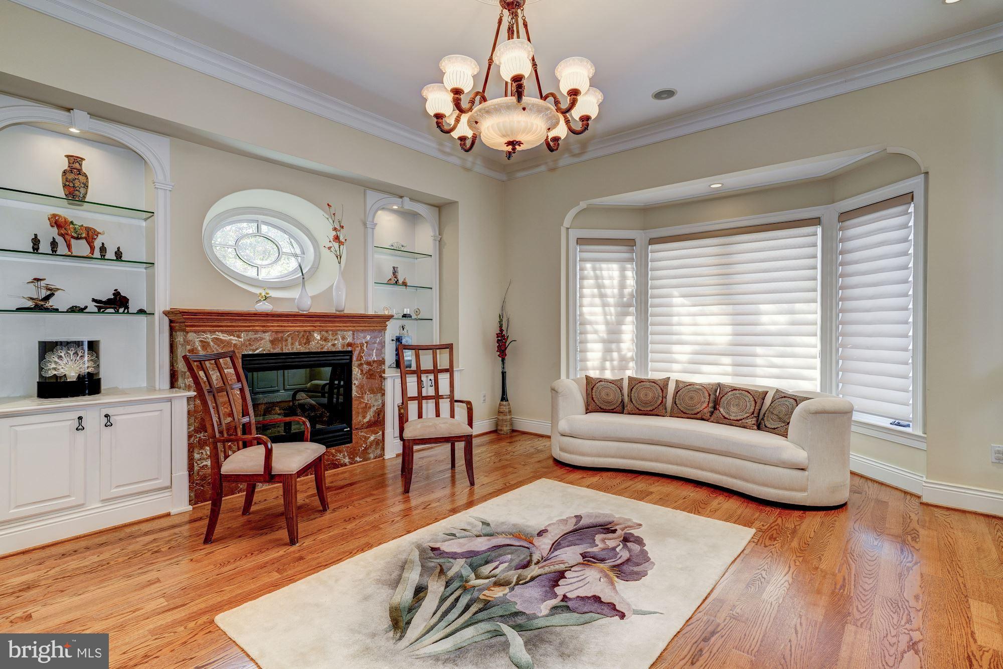NORTH CHEVY CHASE - Residential